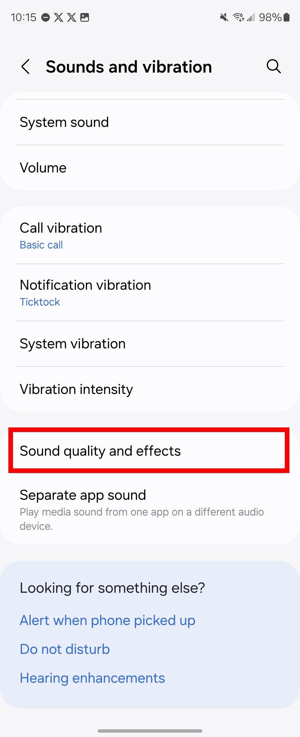 Red rectangle outline highlighting Sound quality and effects in Sounds and vibrations settings