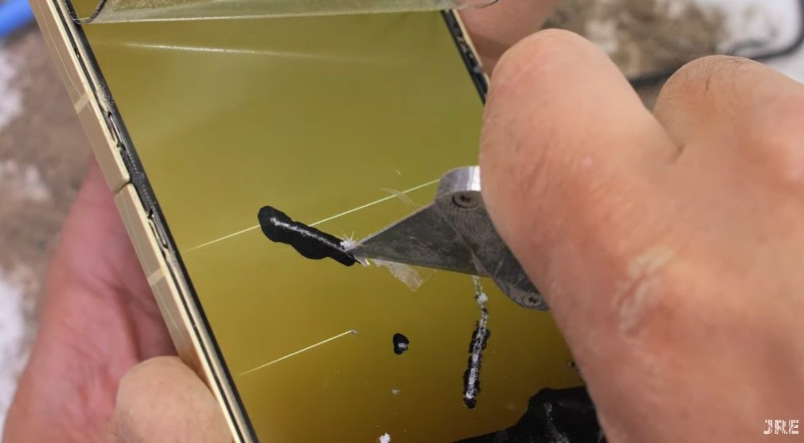 A screenshot of JerryRigEverything's Z FLip 6 teardown revealing its main display.