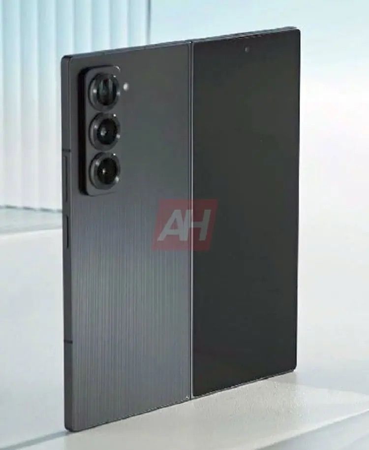 Samsung Galaxy Z Fold Special Edition render leak