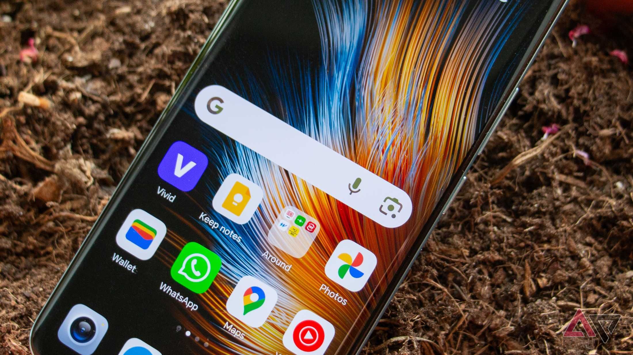 Google Search widget customization will soon offer the full color spectrum