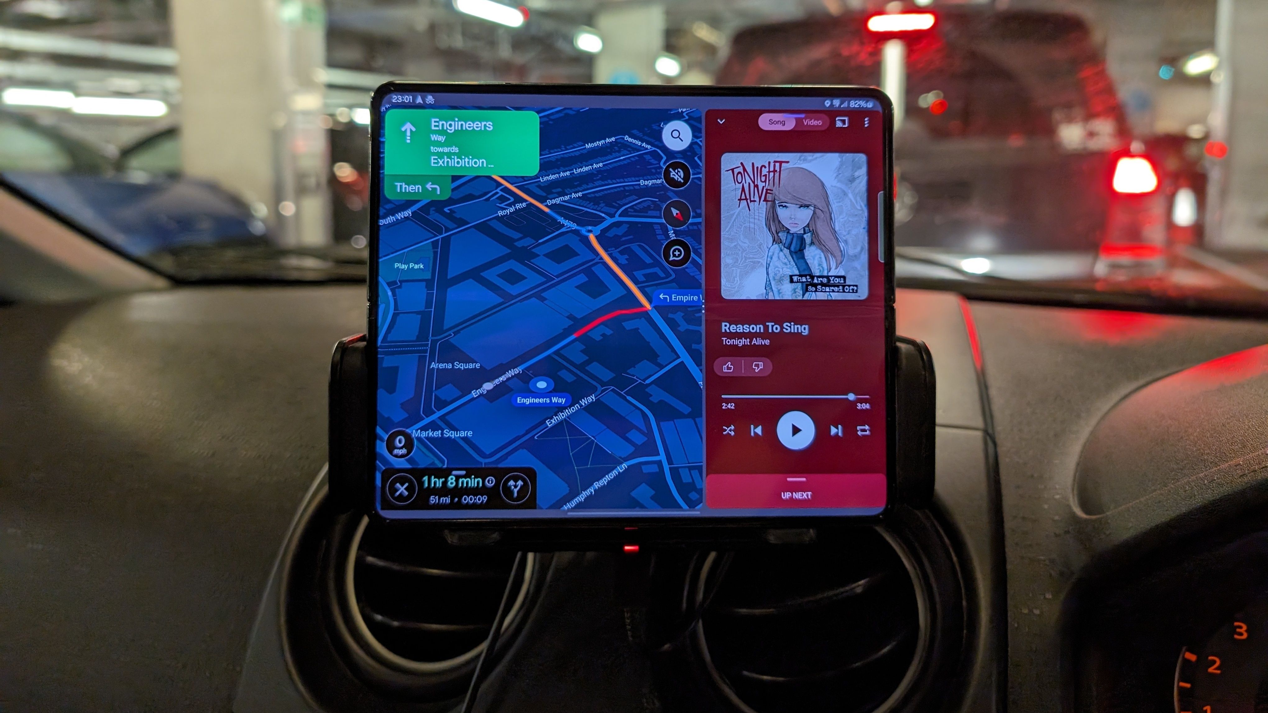 Using a foldable phone as a head unit on a car's dashboard