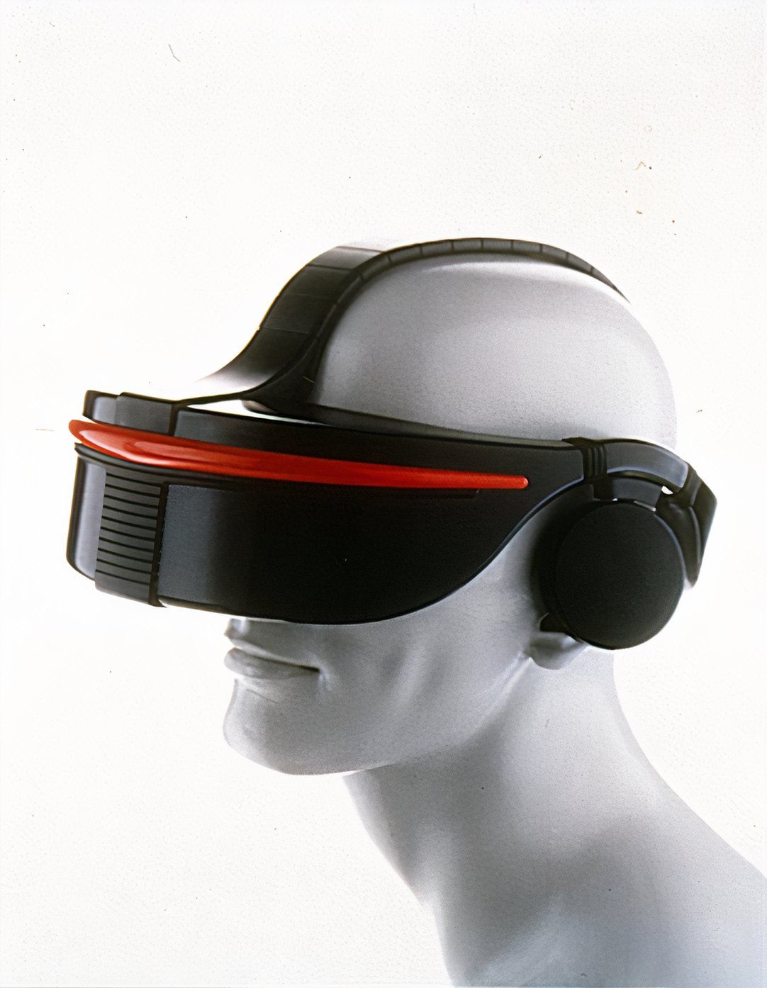 Official press image of Sega VR. 