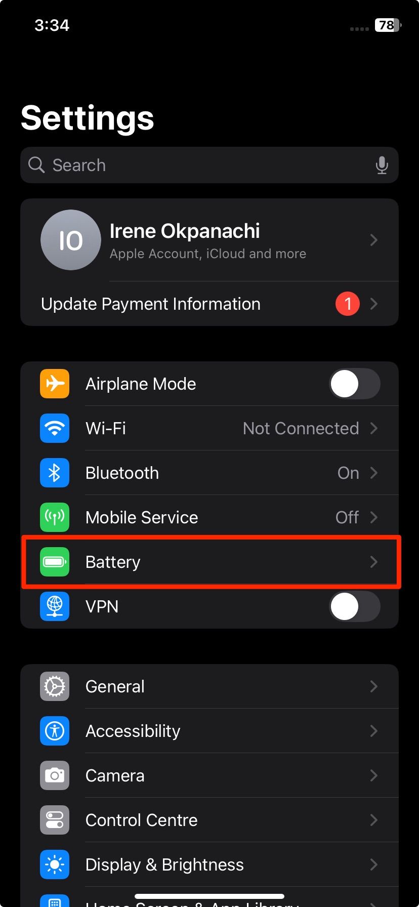 Selecting Battery option in iPhone settings menu