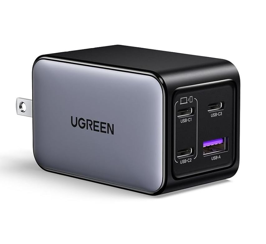 Ugreen 65W nexode 4-port charger white background