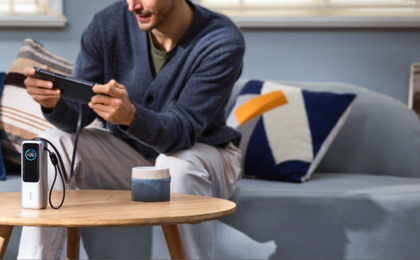 Person using Anker 25K Power Bank