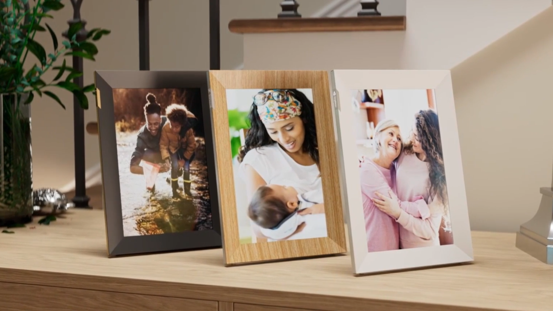 Nixplay digital photo frames are nixing some free cloud features