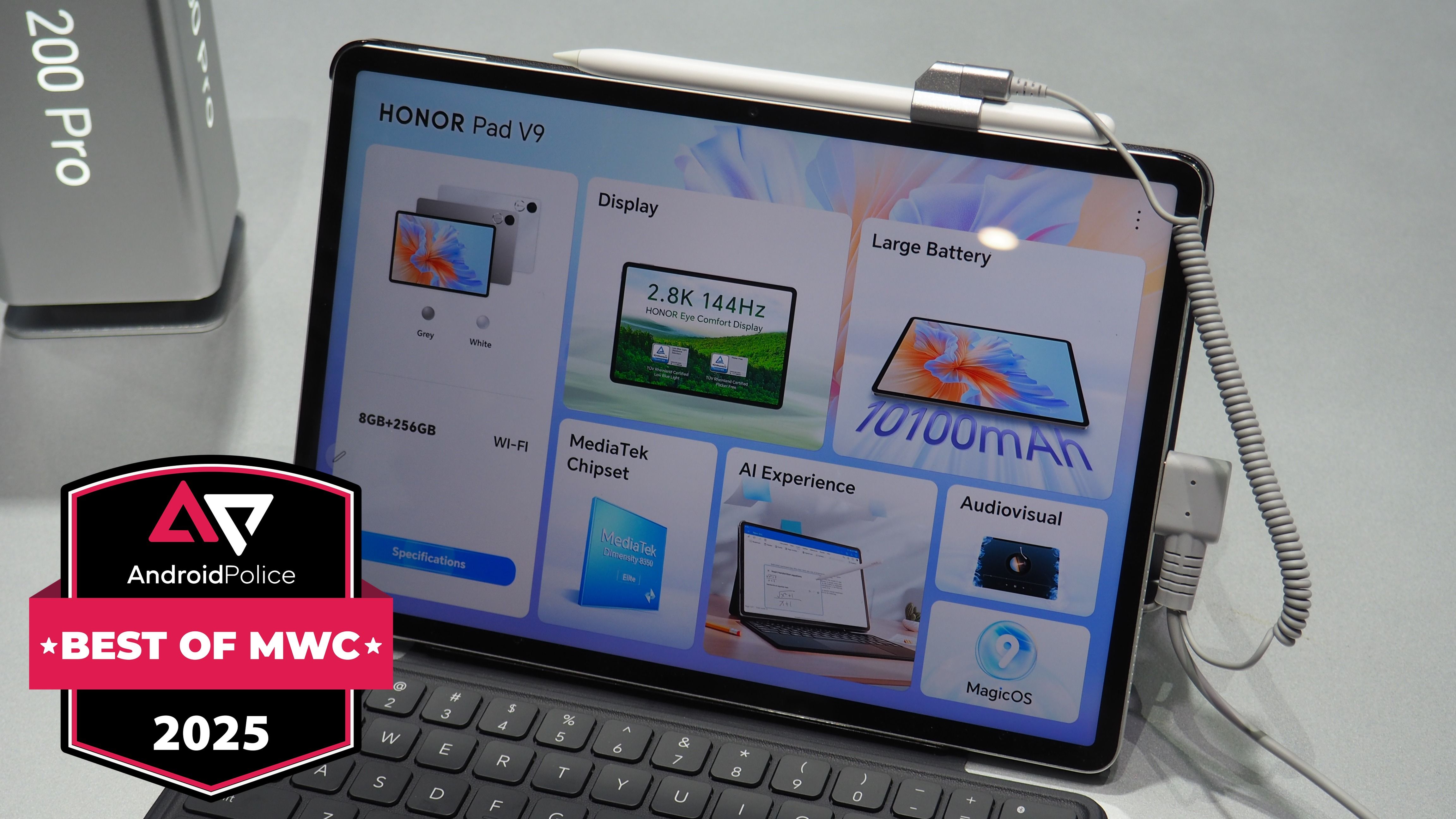 Honor Pad V9 at MWC 2025