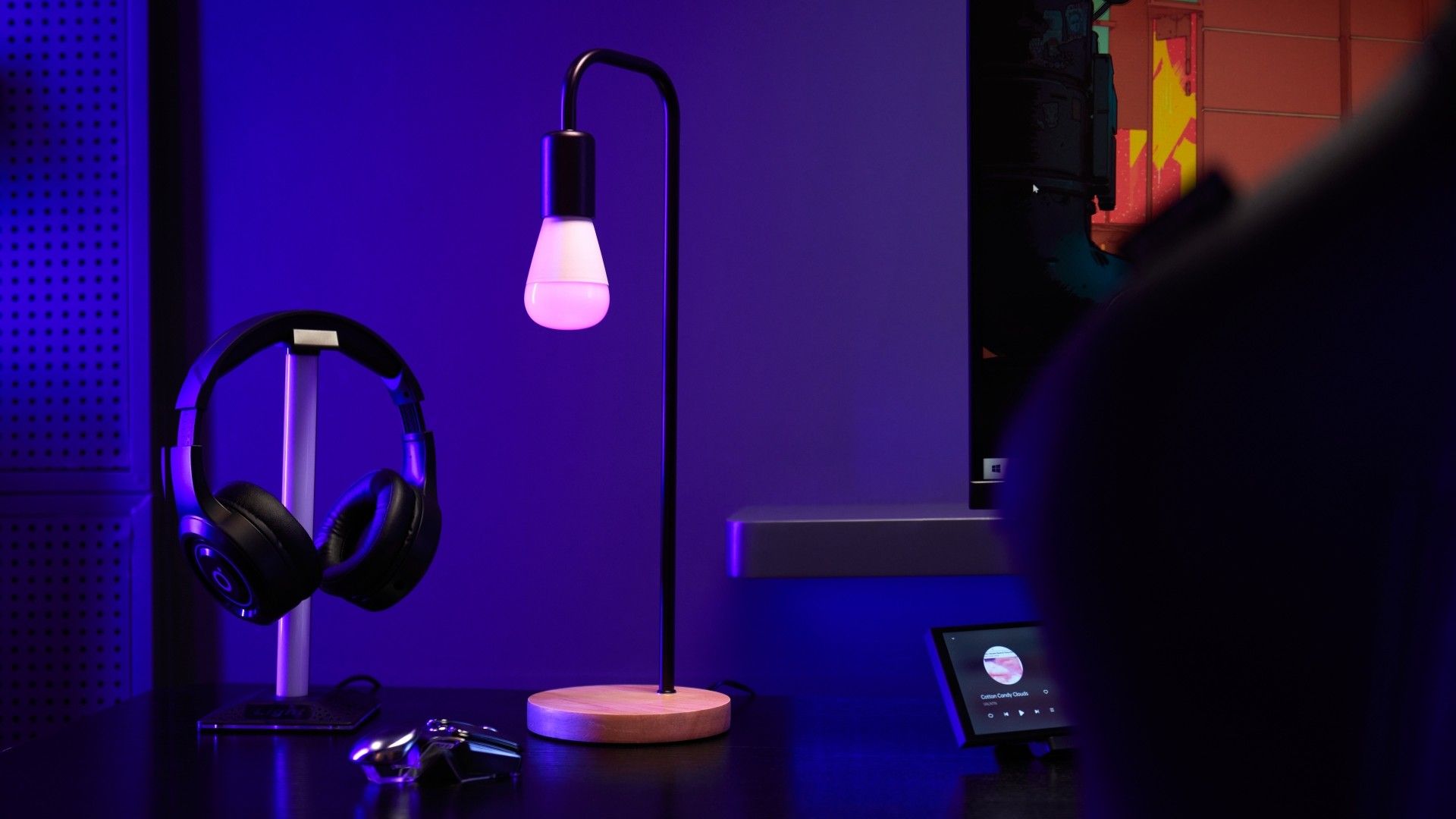 Aqara LED Bulb T2 purple color