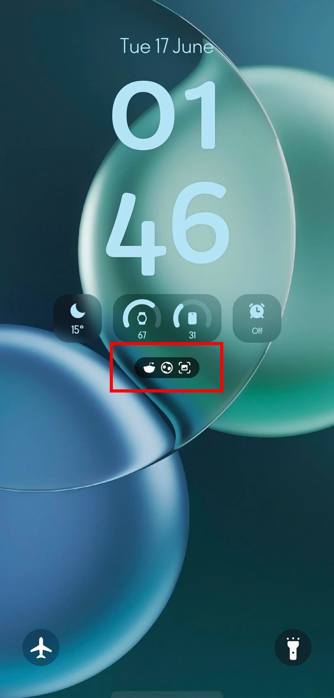 Los iconos de notificación en la pantalla de bloqueo One Ui 8. Han sido resaltados en rojo.