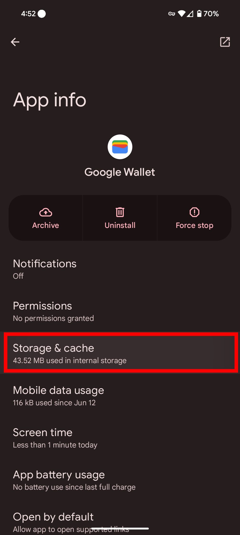 Android 15 en Red Rectange Sourcieur Source Storage y Google Wallet App Information Página