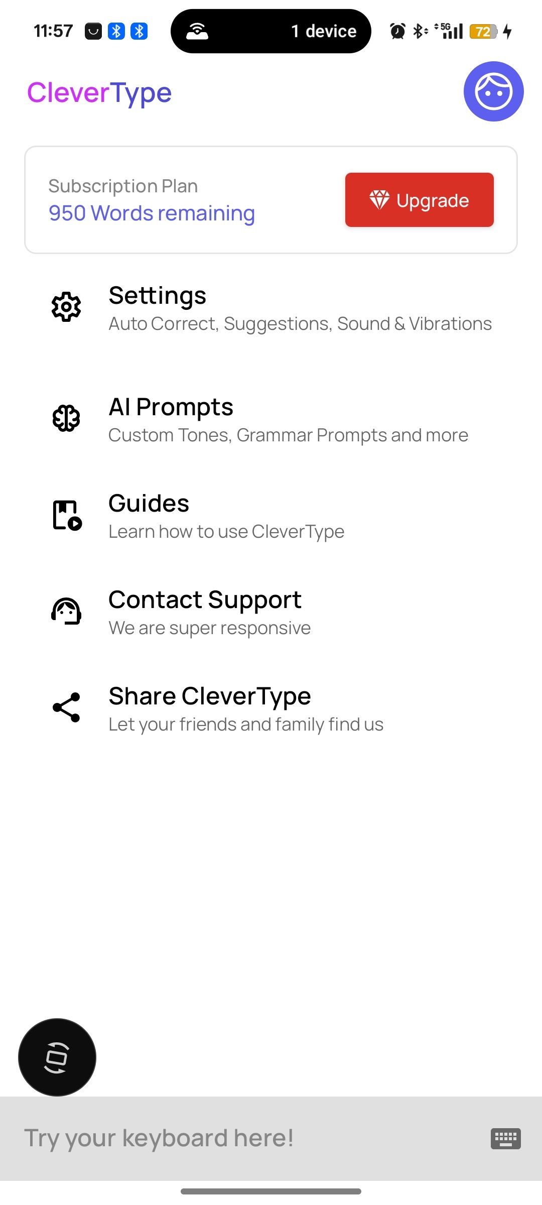 应用程序CleverType AI键盘显示AI提示和其他参数