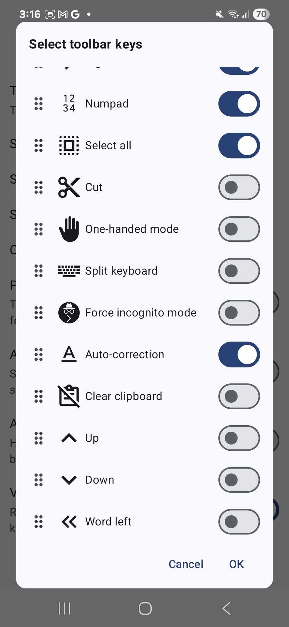 Uma lista de barras de ferramentas com interruptores