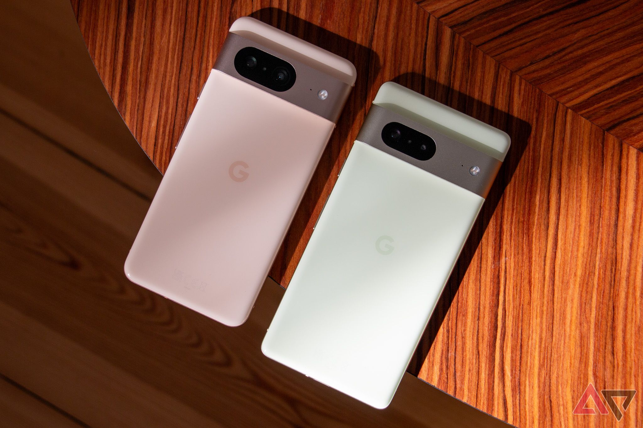 Google releases second April update to fix Pixel’s connectivity woes
