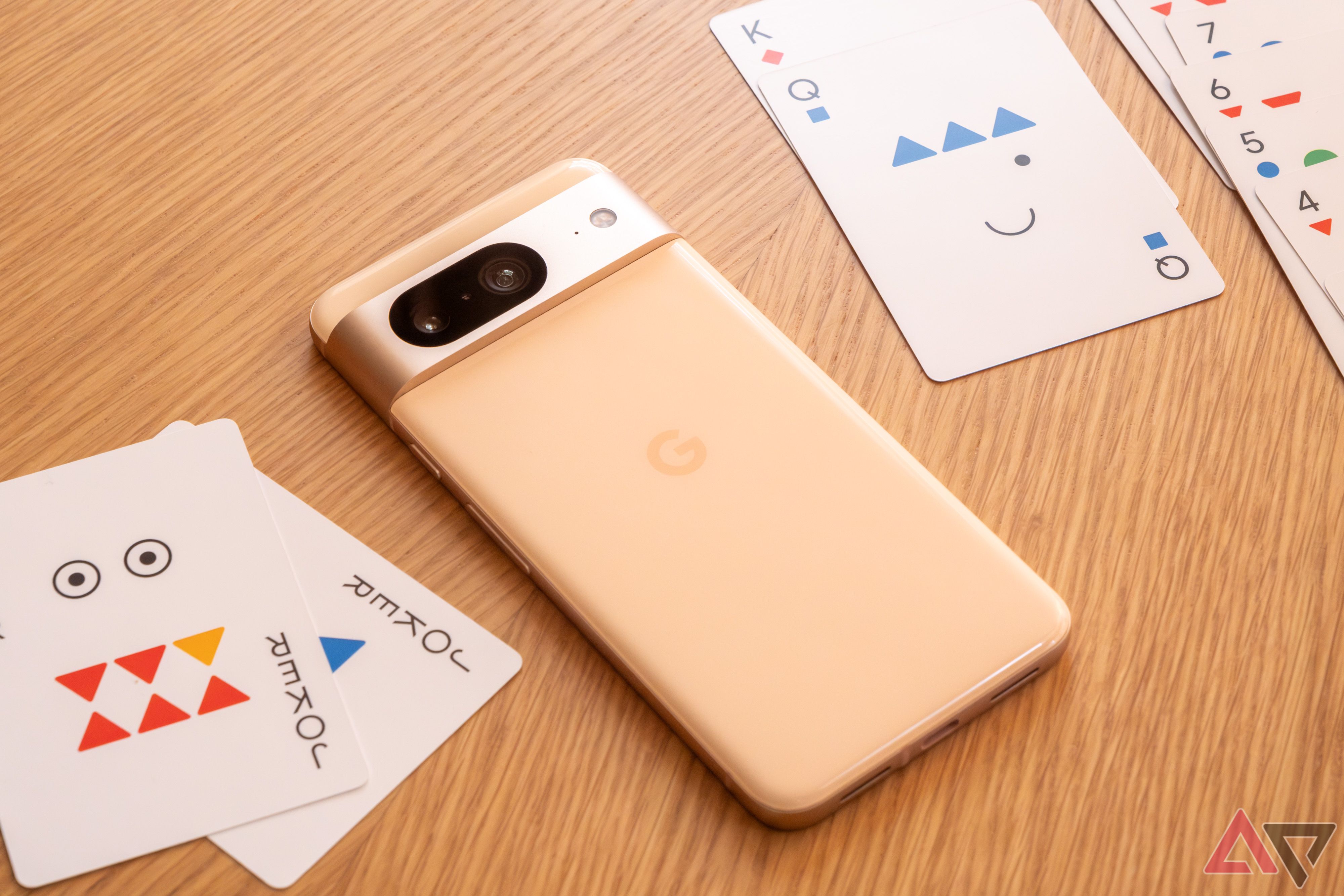 google-pixel-8-playing-cards