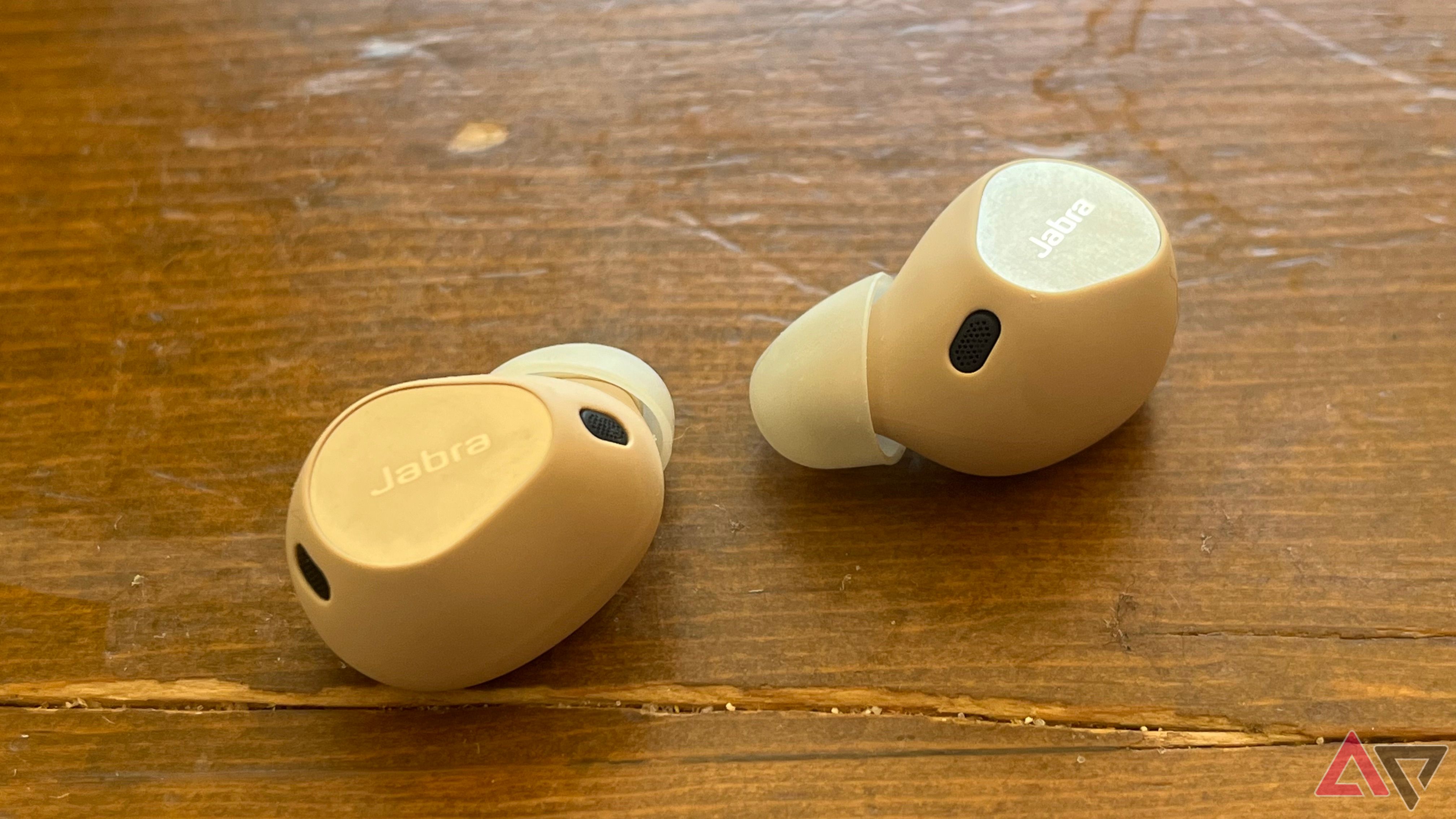 Jabra Elite 10 review: comfy noise cancelling earbuds with spatial