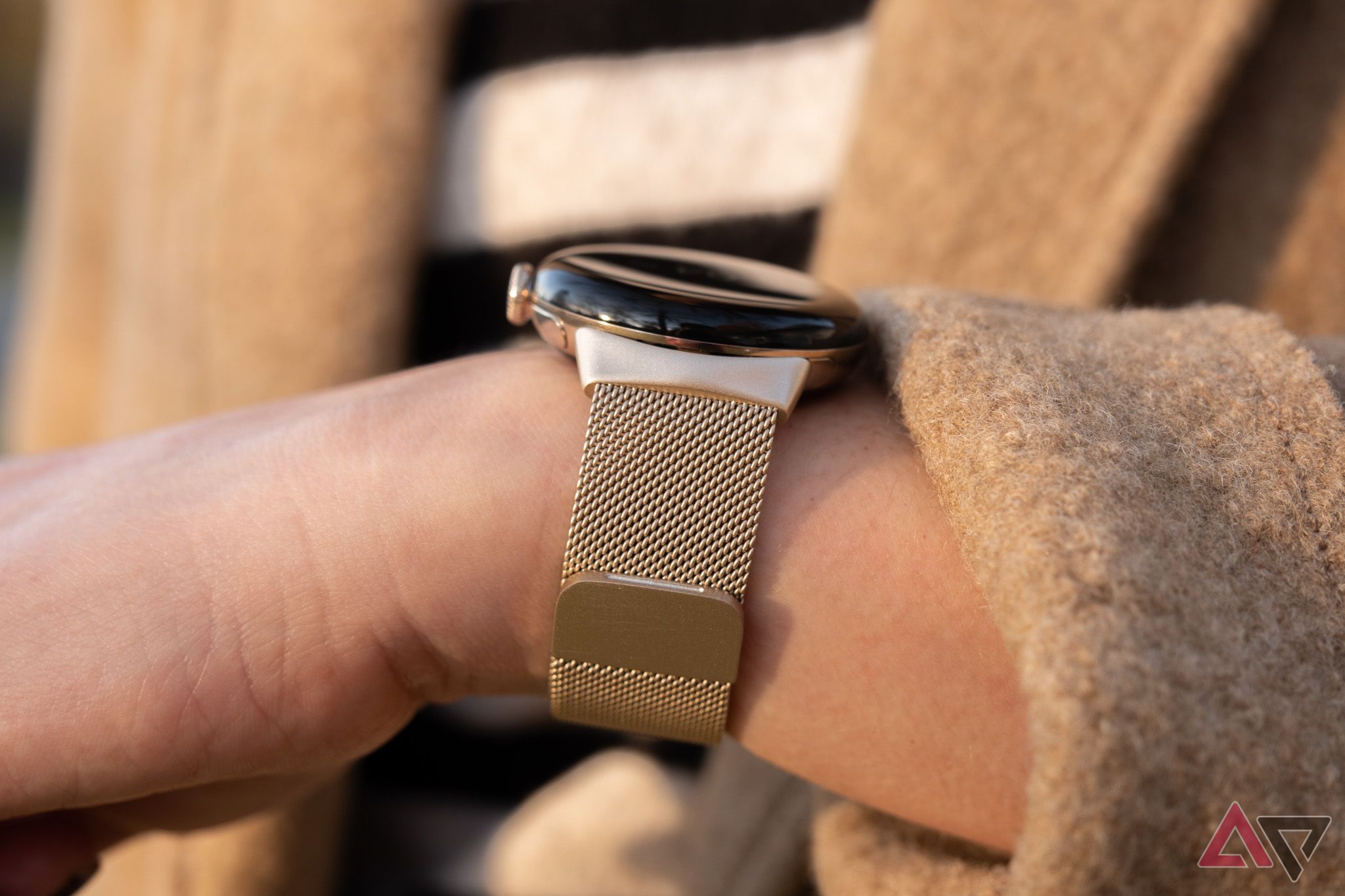 google-pixel-watch-2-amzpas-metal-band-3