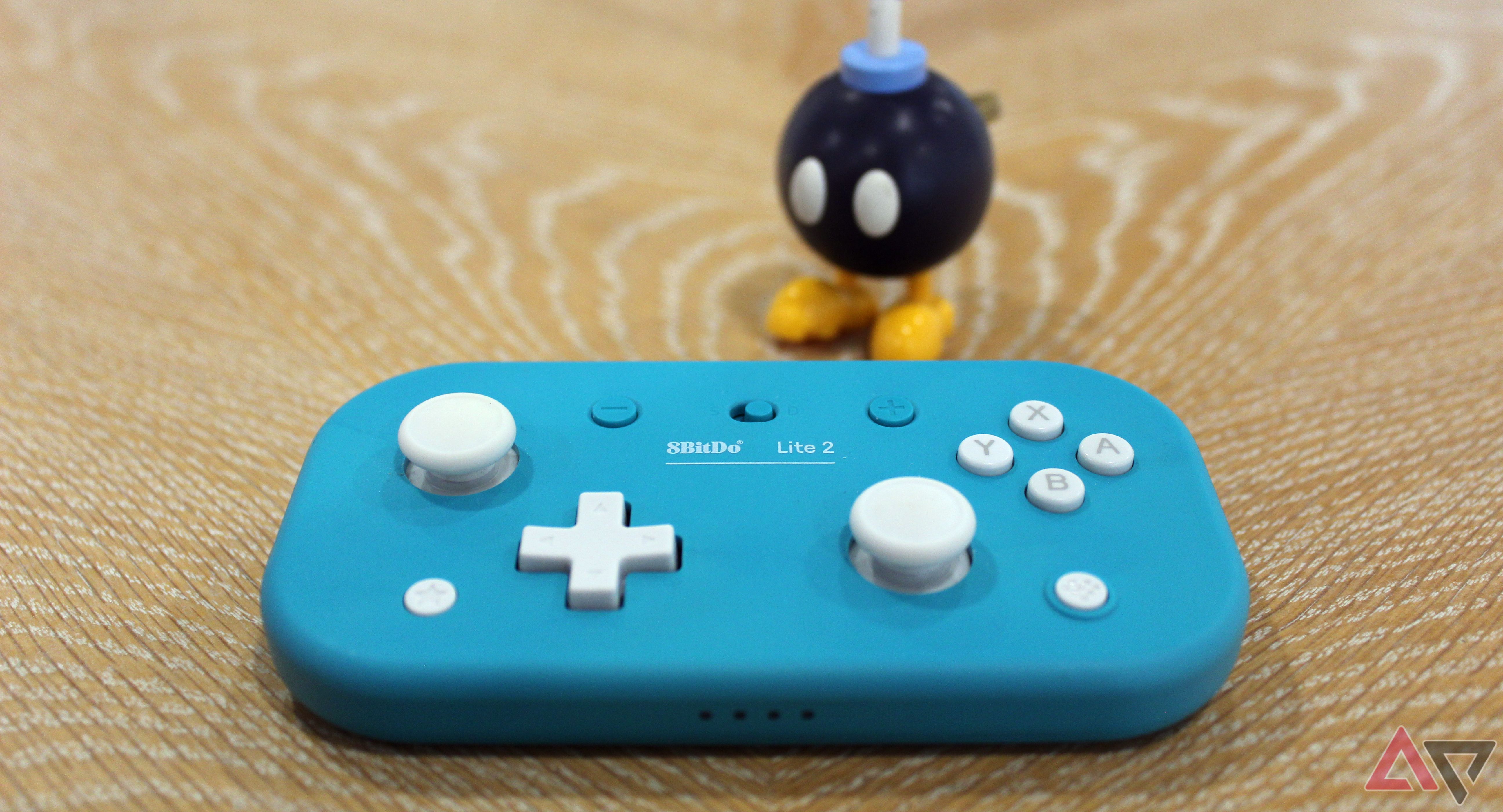 8BitDo Lite 2 controller with Bob-omb