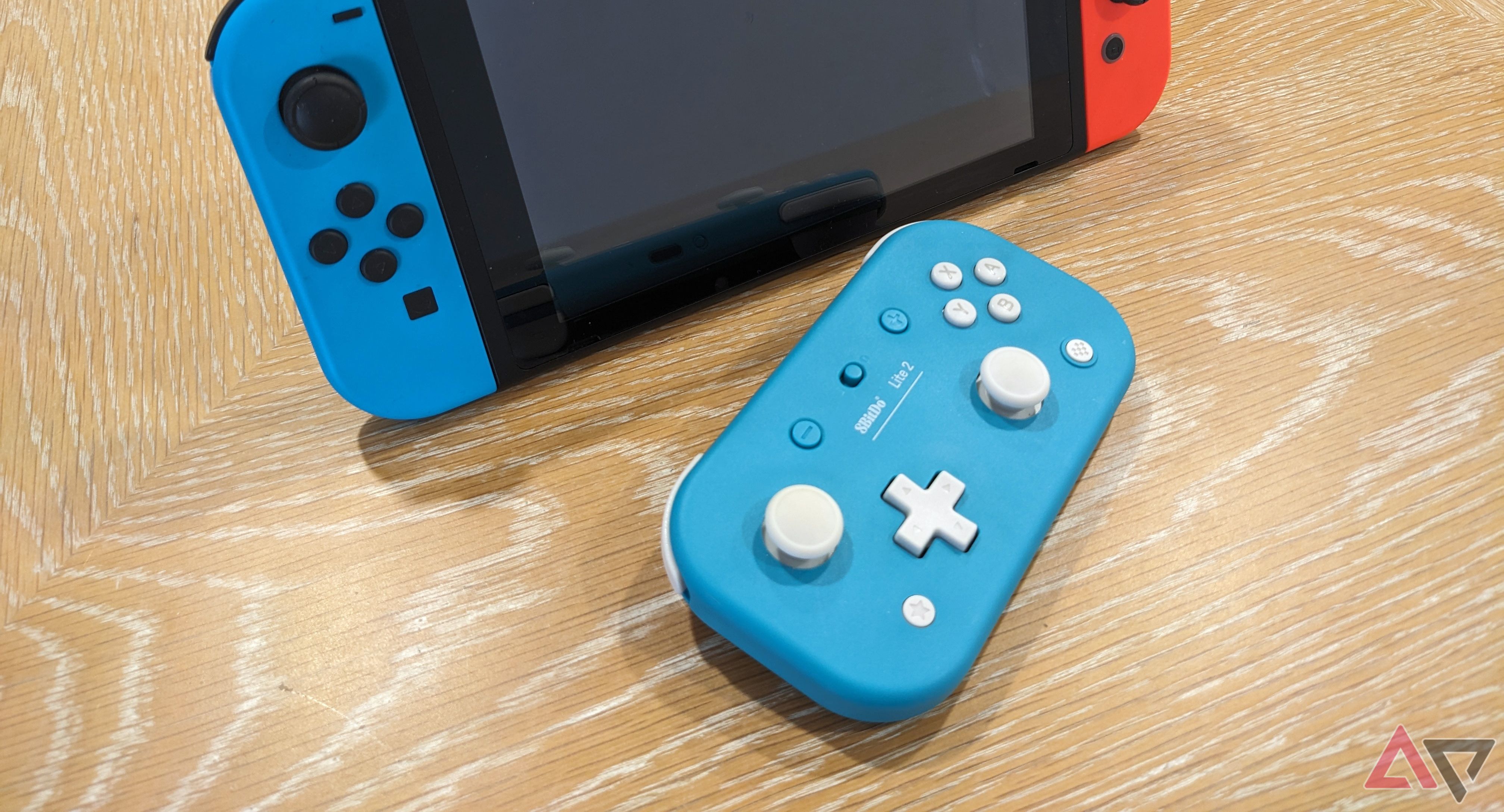 8BitDo Lite 2 controller review: Small and satisfying