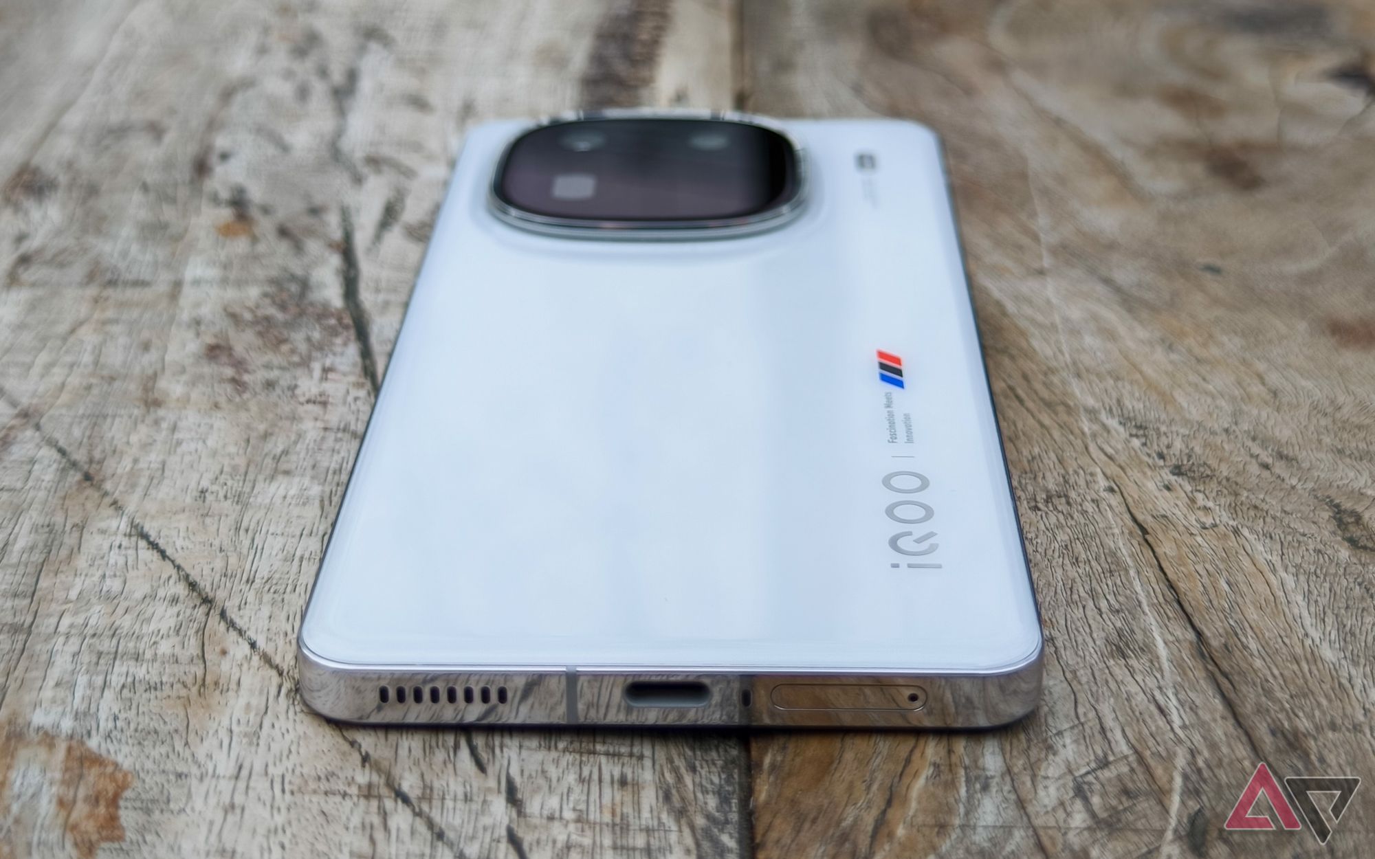 iqoo snapdragon 8 gen 3 harga