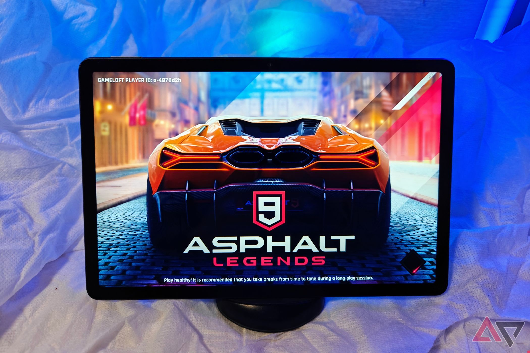 Xiaomi Redmi Pad SE with Asphalt 9: Legends on the screen