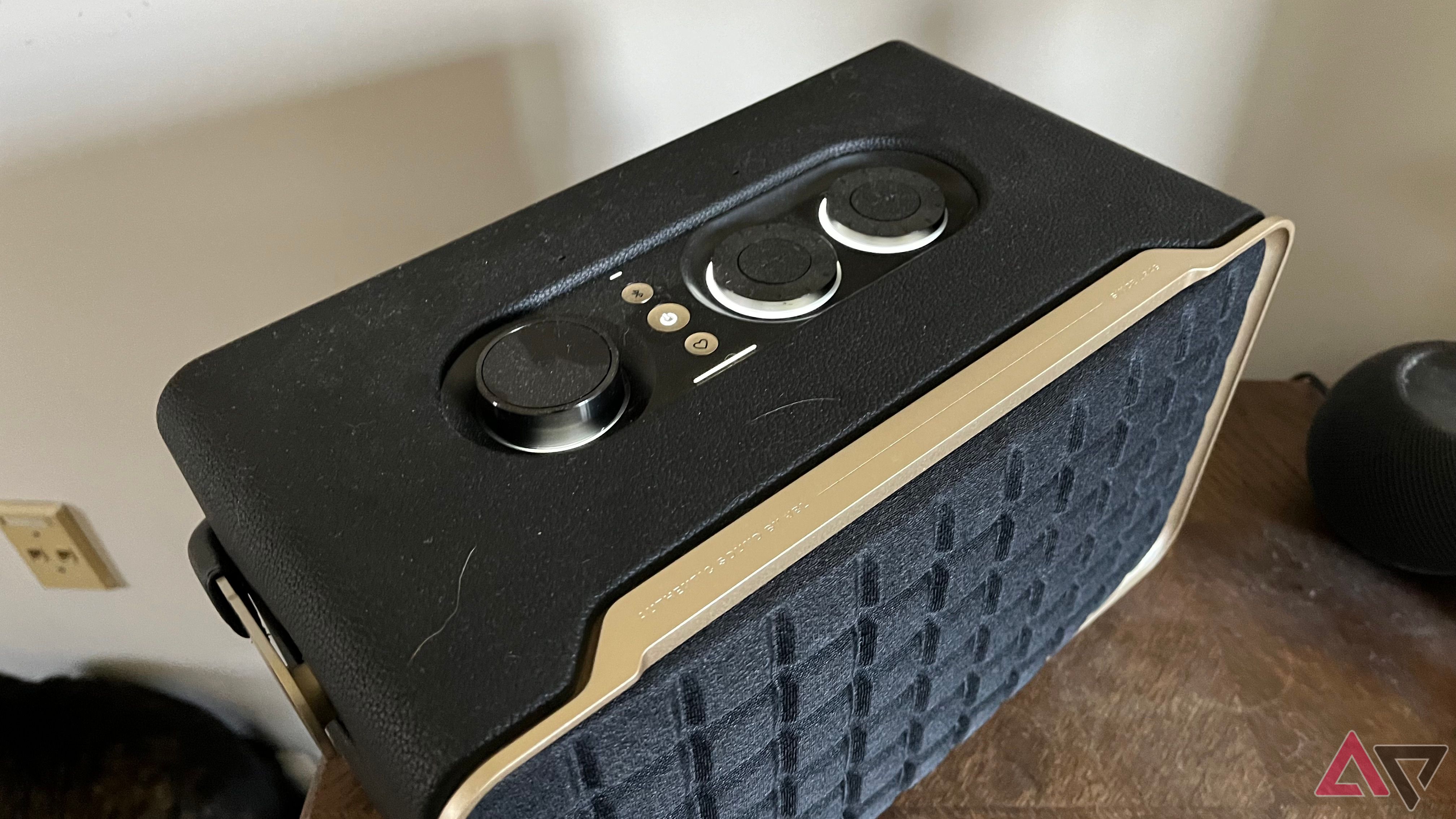 JBL Authentics 300 portable speaker review: Large sound in a large package