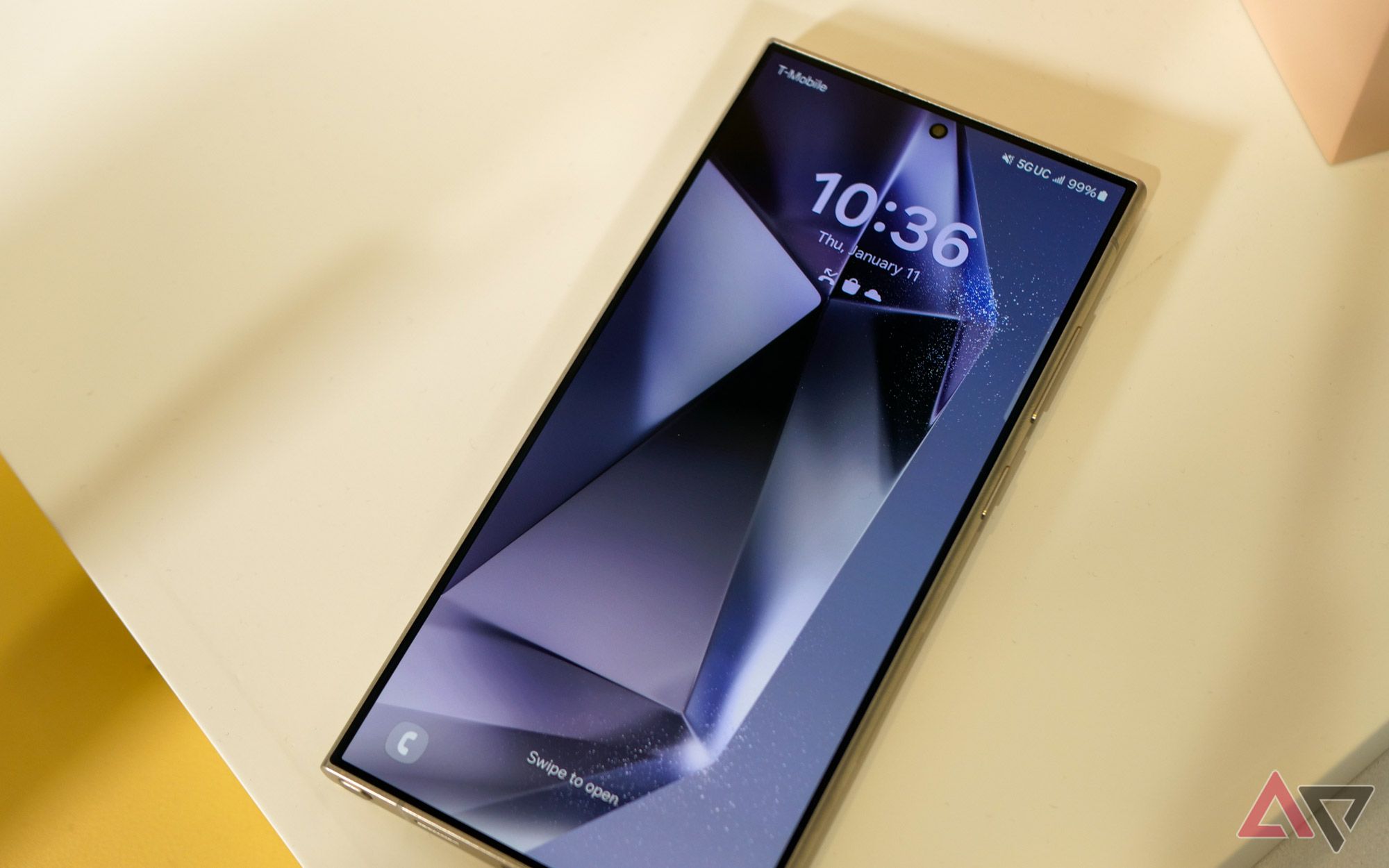 Samsung Galaxy S24 Ultra with 6.8″ QHD+ 1-120Hz AMOLED display, Snapdragon  8 Gen 3 for Galaxy announced