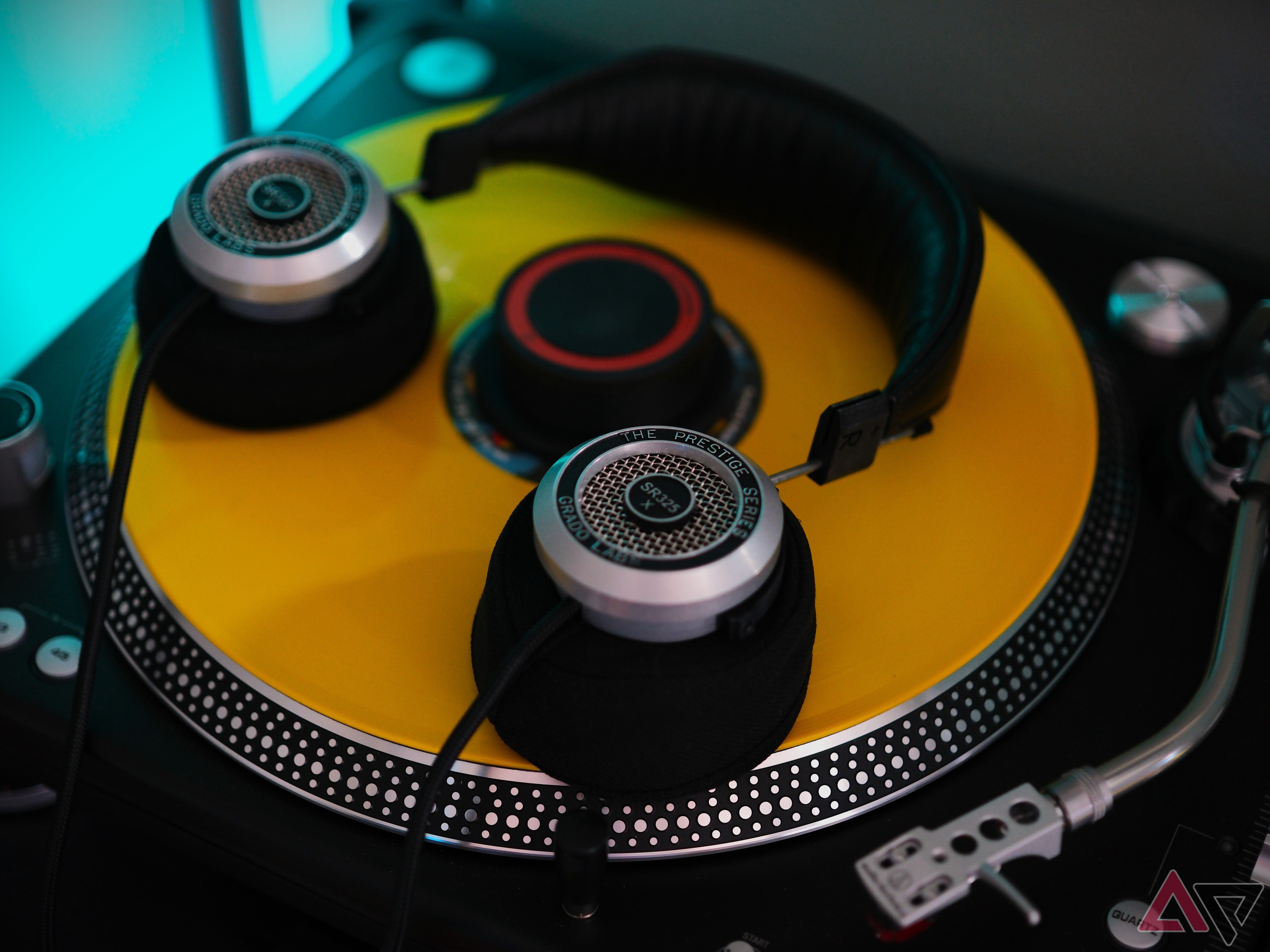 Headphones and IEMs How materials and drivers affect audio quality