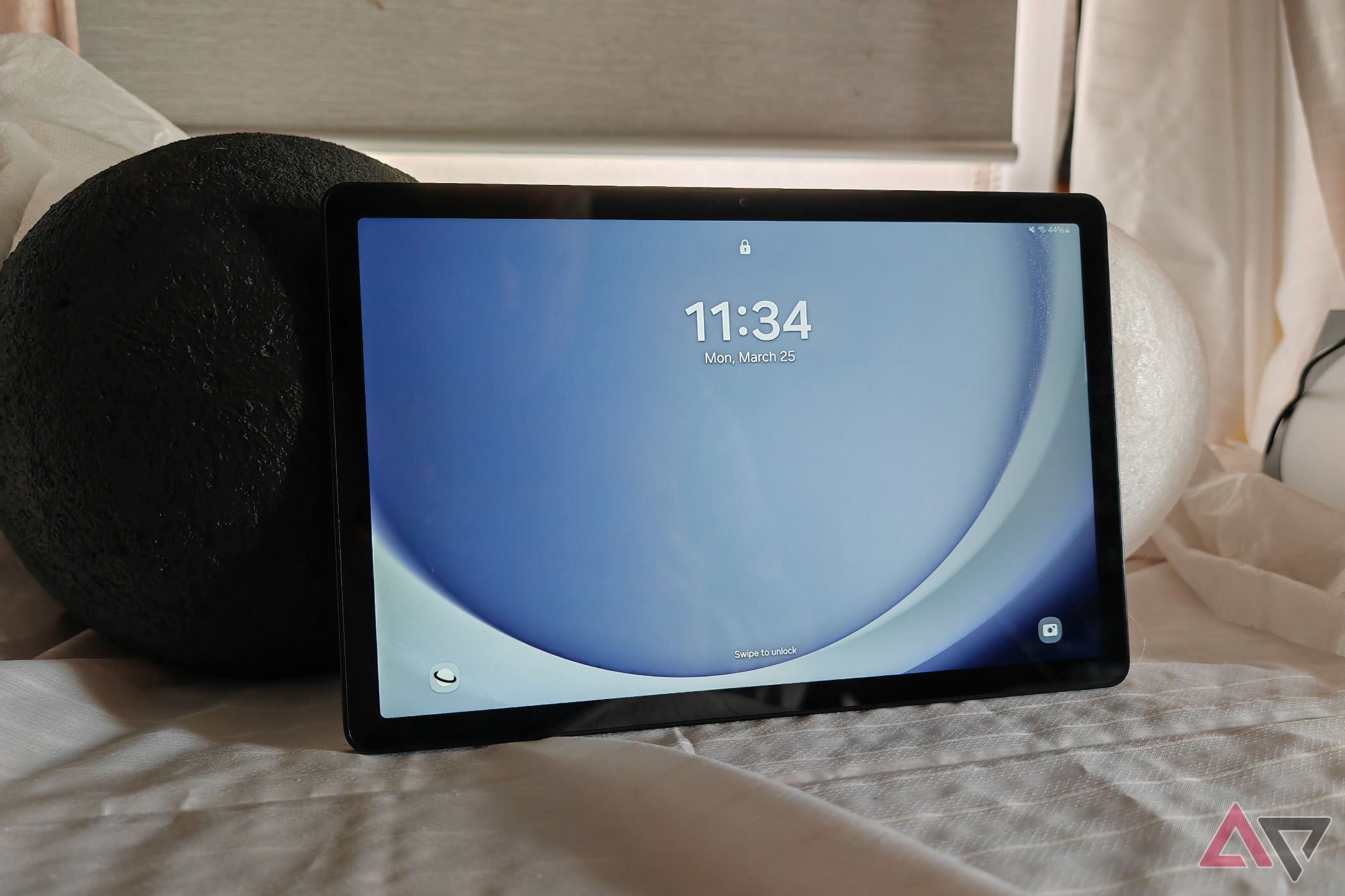 Samsung-Galaxy-Tab-A9-Plus-lifestyle- (3)