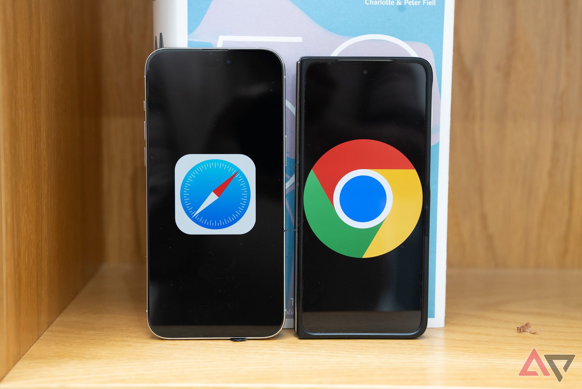 The iPhone and OnePlus Open showing the Safari and Chrome logos.