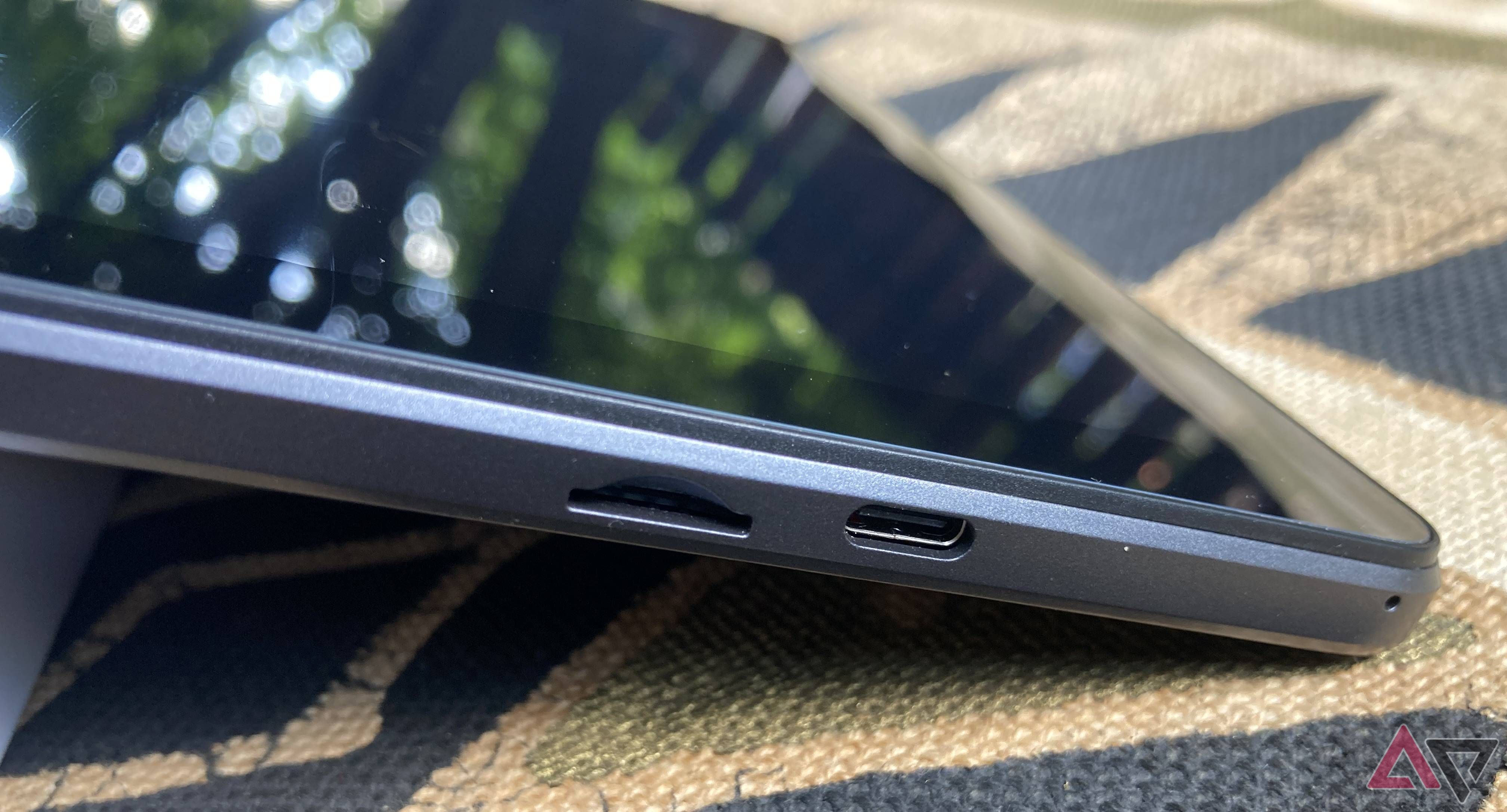 The Blackview Tab 70 WiFi's microSD card slot and USB-C port