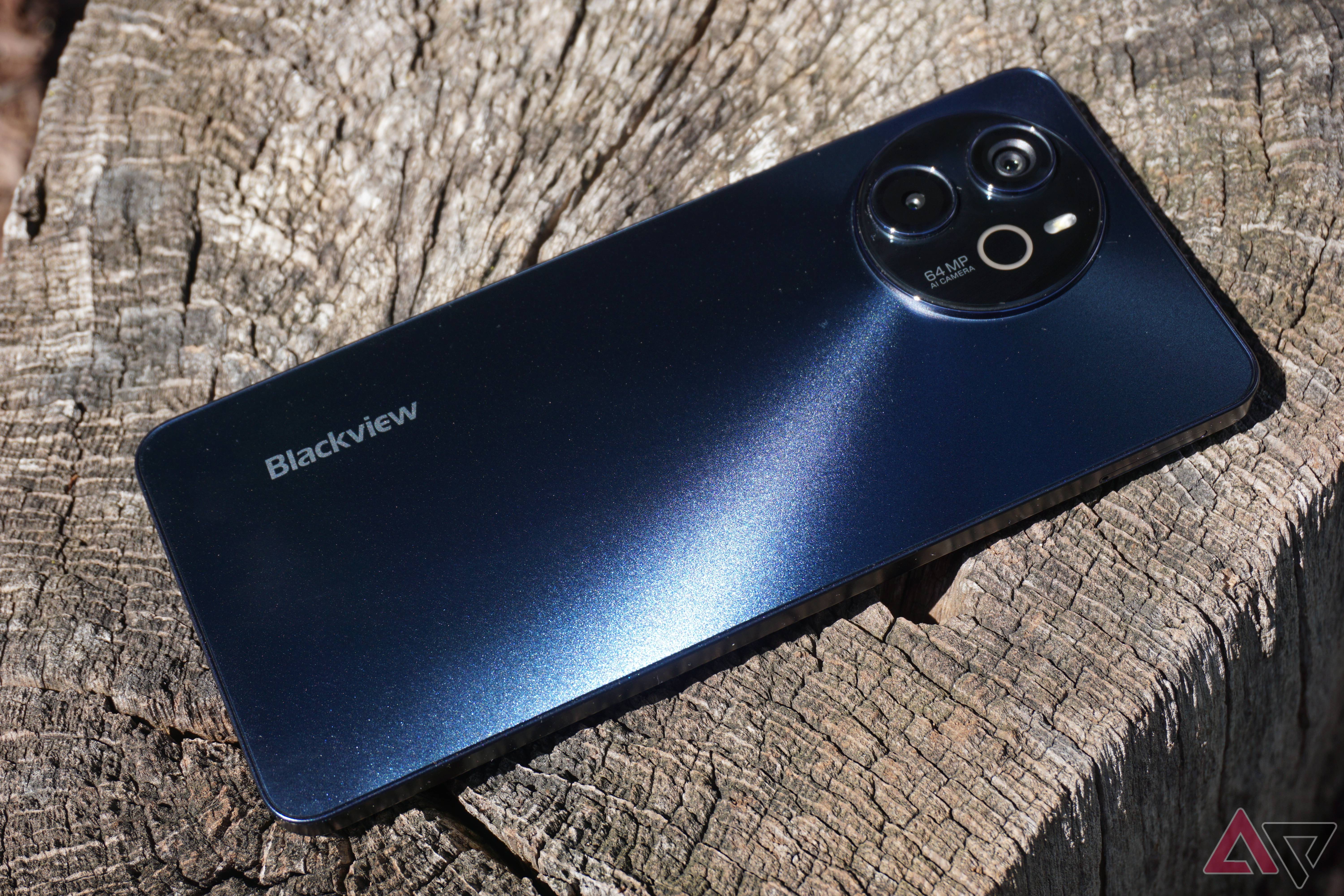 blackview shark 8 （8G ➕ 128G） Amazon.com: Blackview Shark 8 Unlocked Phones, 16GB+128GB/SD