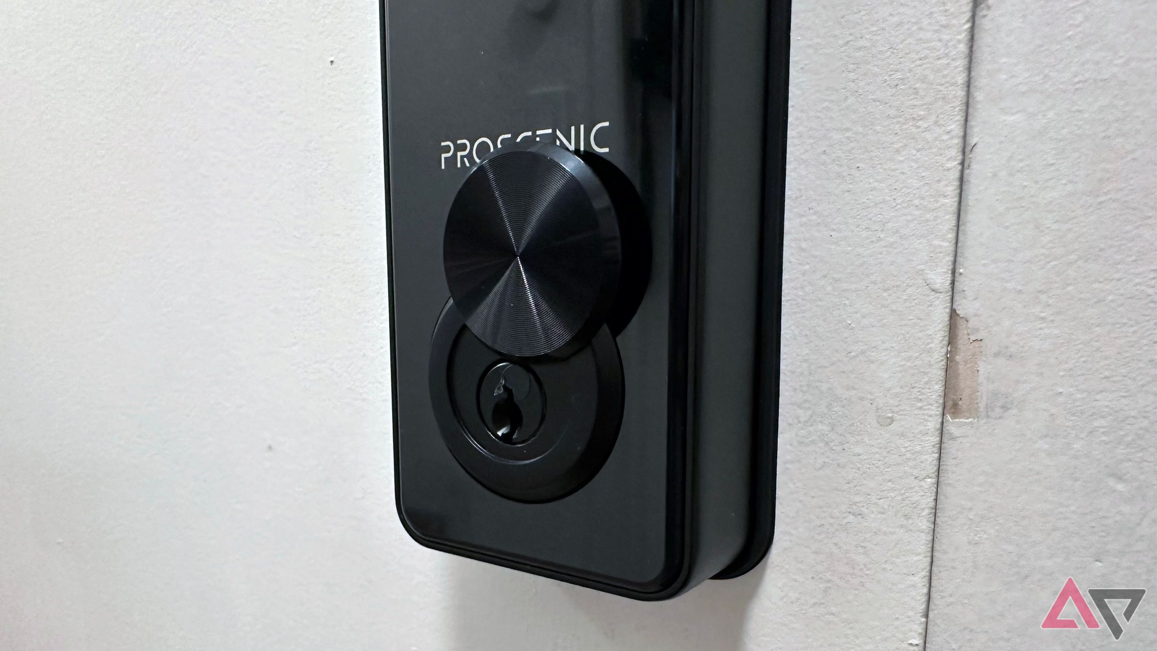 The keyhole on the Proscenic smart lock L60