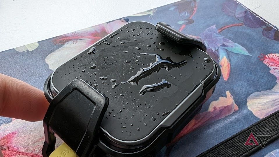 redmagic cooler with condensation