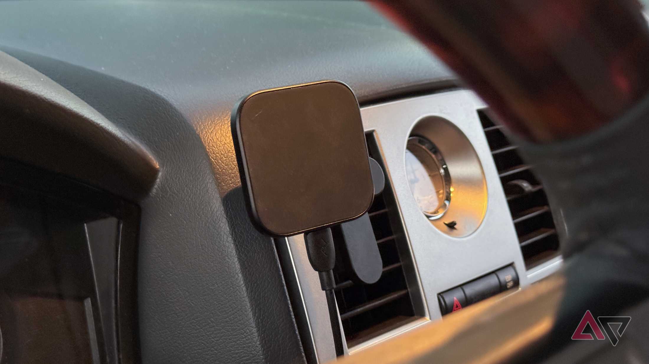 How to Pick a Car Vent Phone Mount: Ultimate Buying Guide 2025