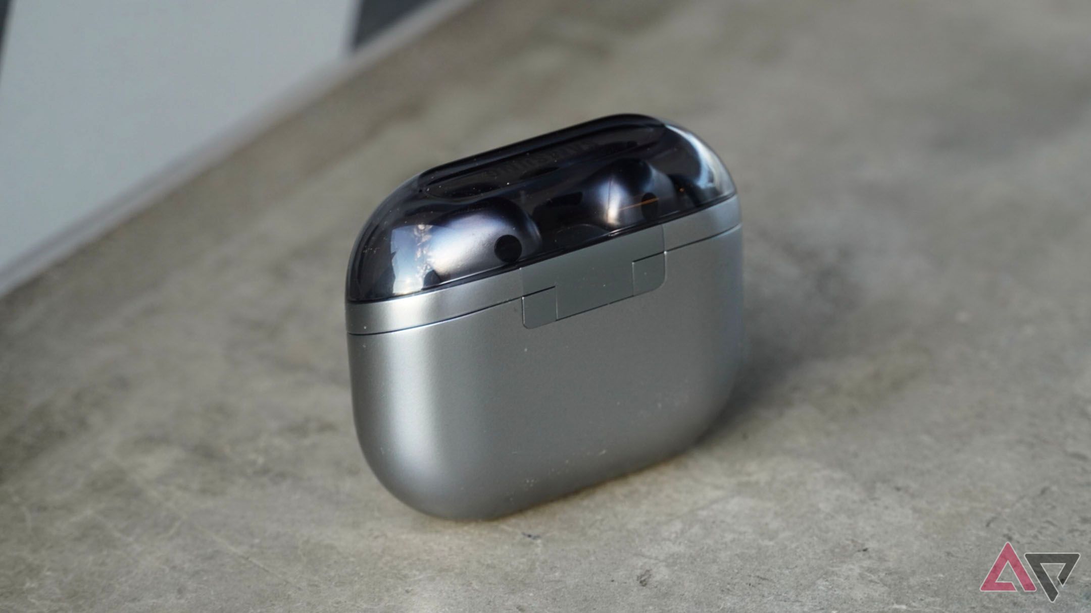The back of the Galaxy Buds 3 Pro case.