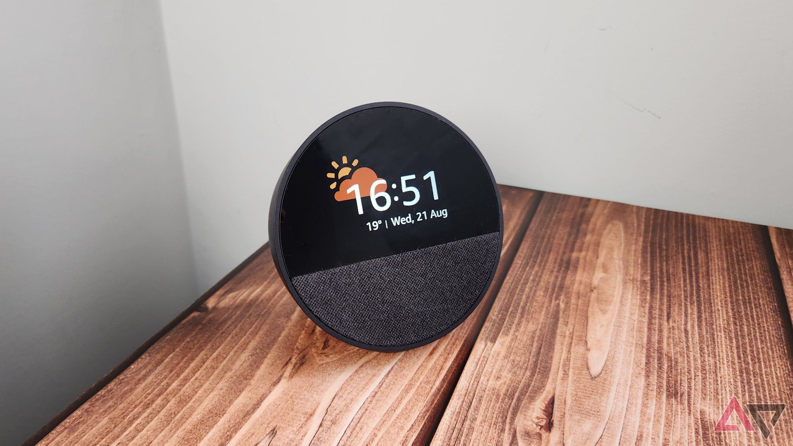 amazon-echo-spot-2024-review-10