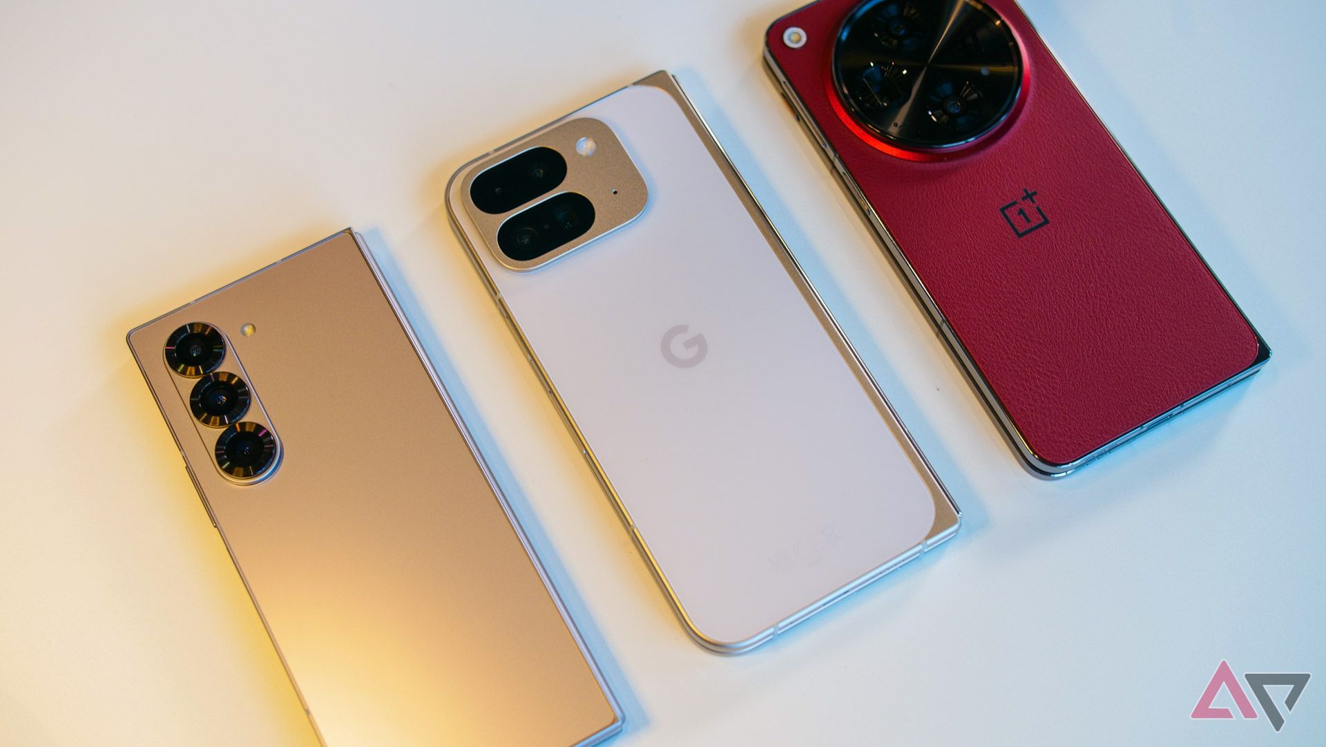 google-pixel-9-pro-fold-with-samsung-oneplus-comparison-white