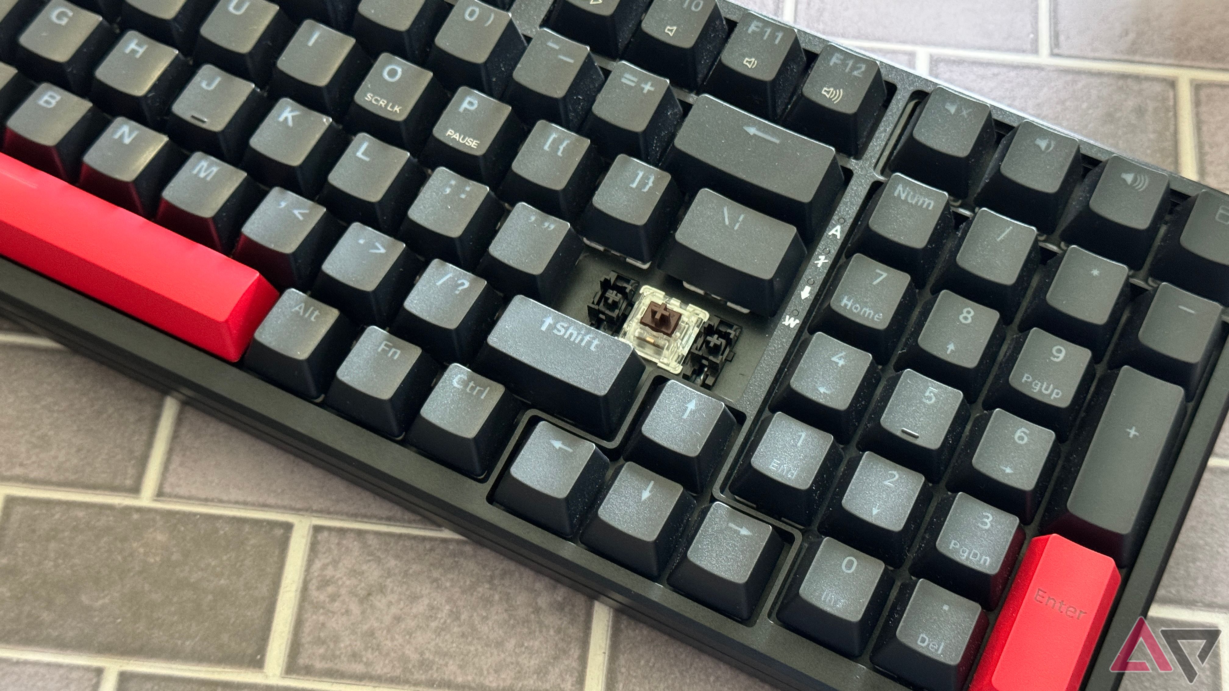 Keycap removed on the Lemokey X5