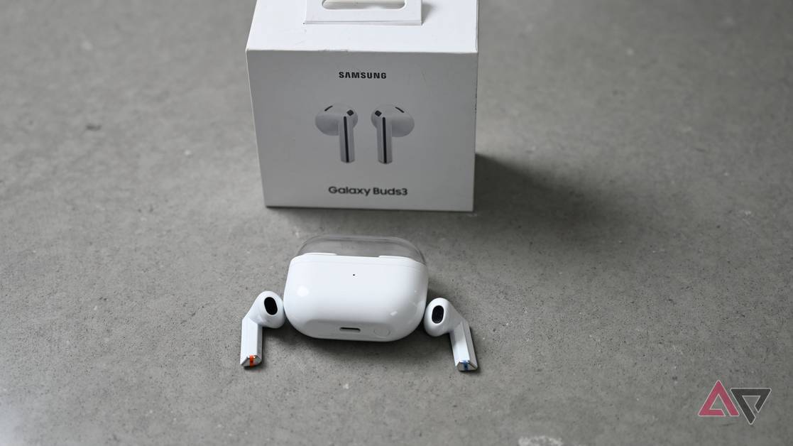 Apple Airpods Is Samsung Earbuds Compatible With Iphone Buds+
