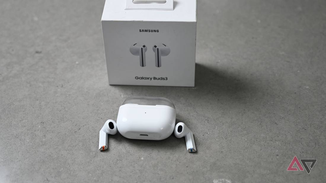Galaxy Buds+ One Galaxy Earbud Not Connecting Galaxy Buds+ Samsung