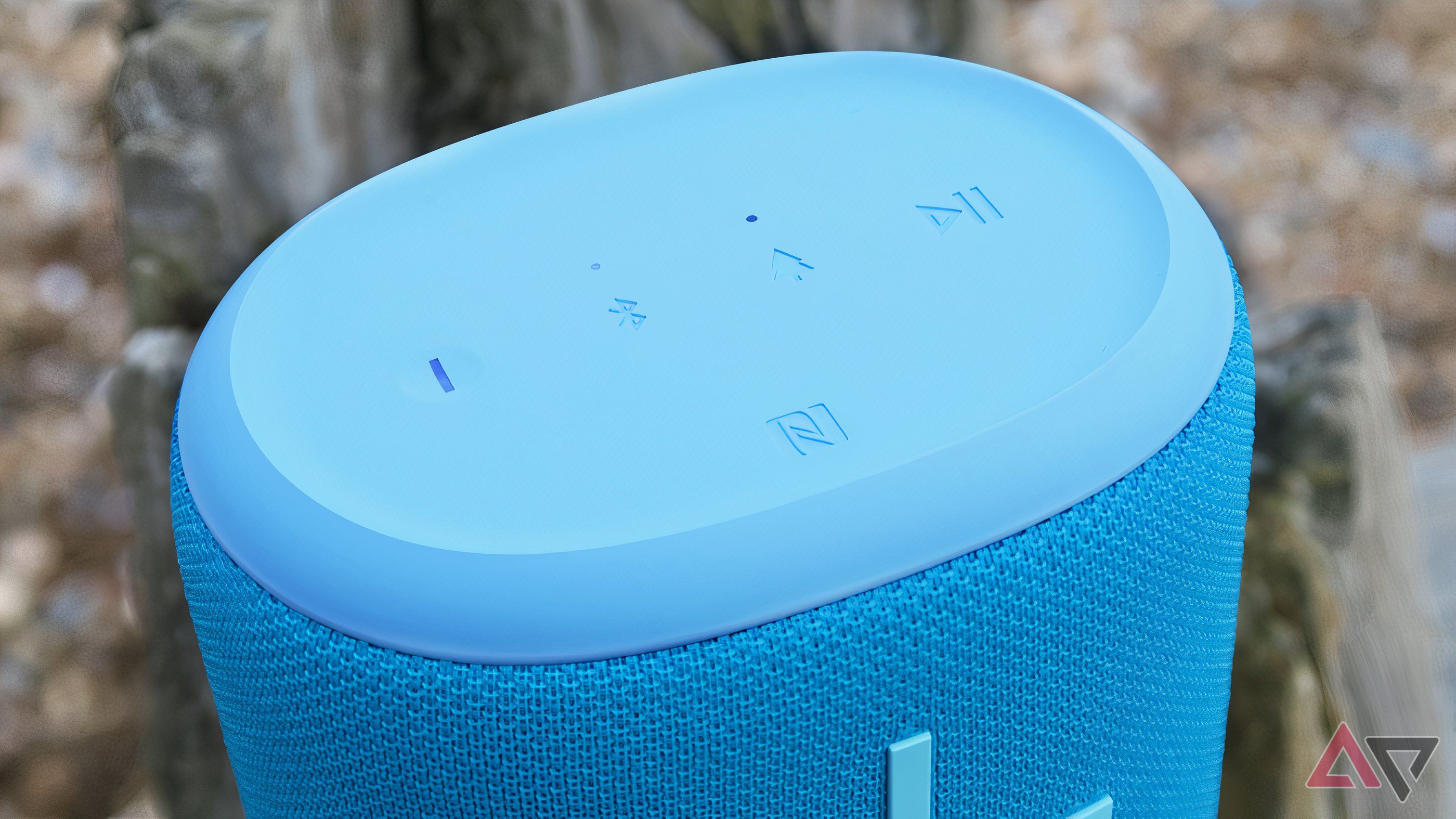 Ultimate Ears Megaboom Ue Megaboom Vs Flip Portable Bluetooth Ue