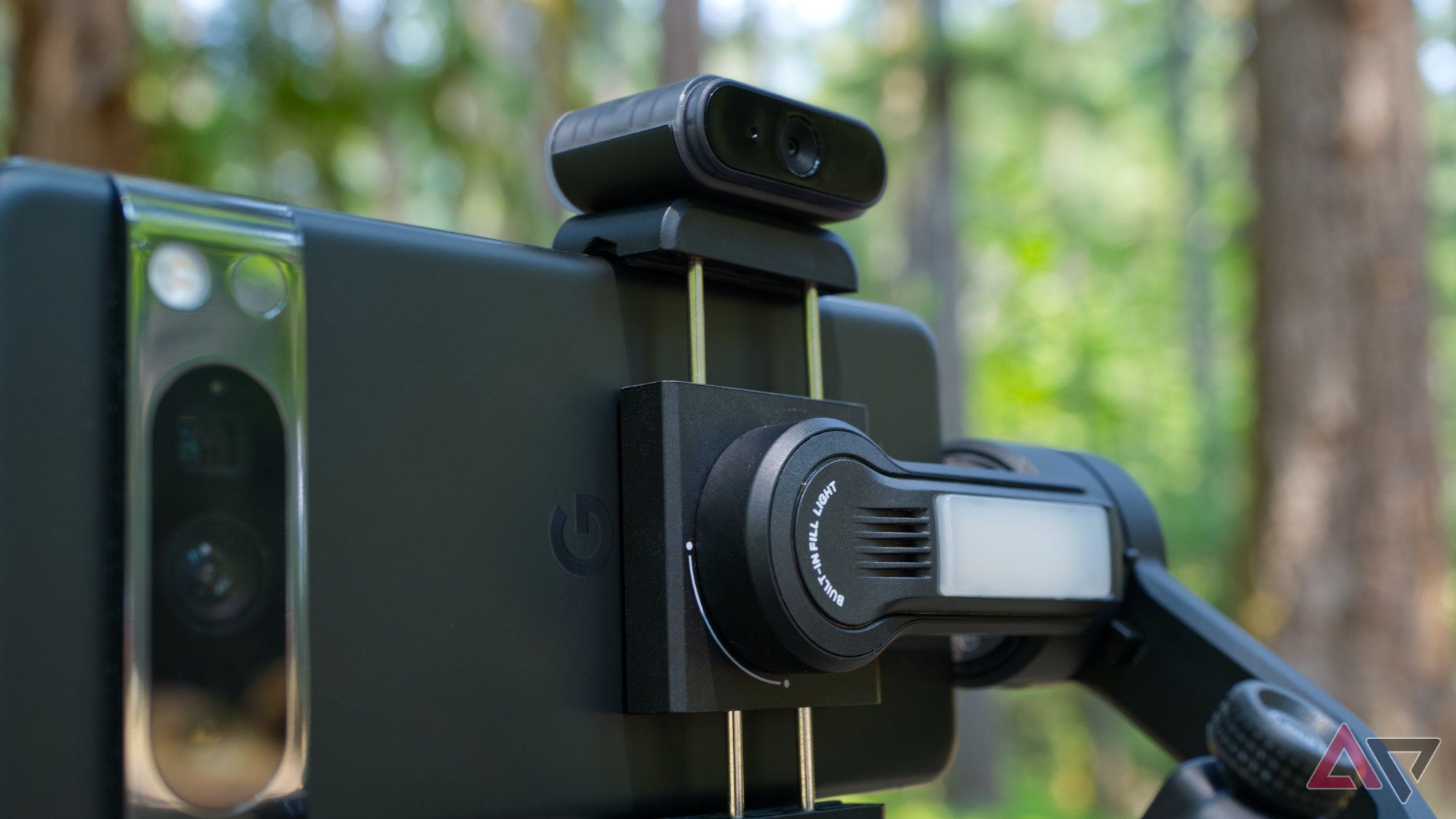 Zhiyun Smooth 5S AI close-up of the phone clamp with the AI module mounted on top