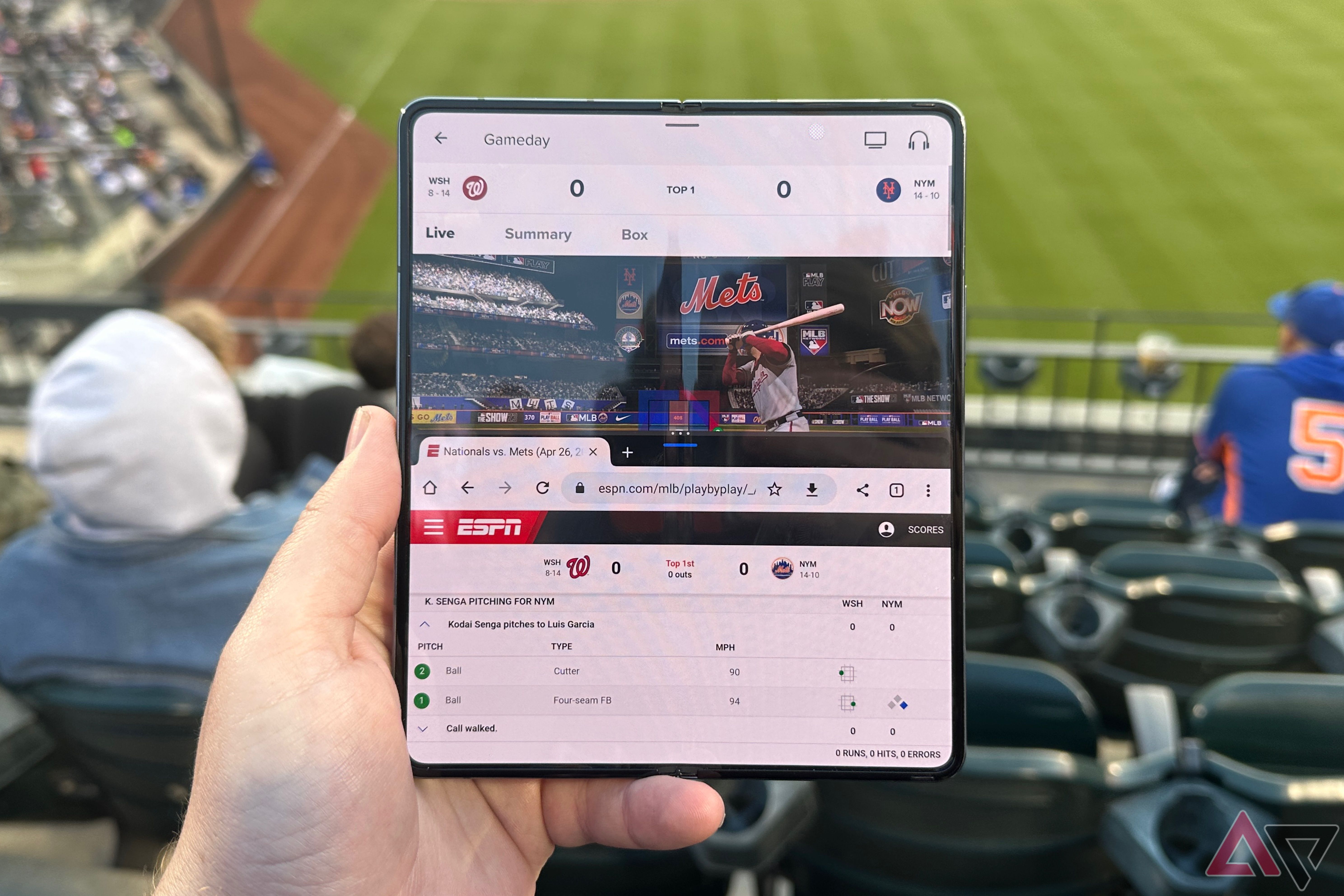 Multitasking on the Samsung Galaxy Z Fold 4.