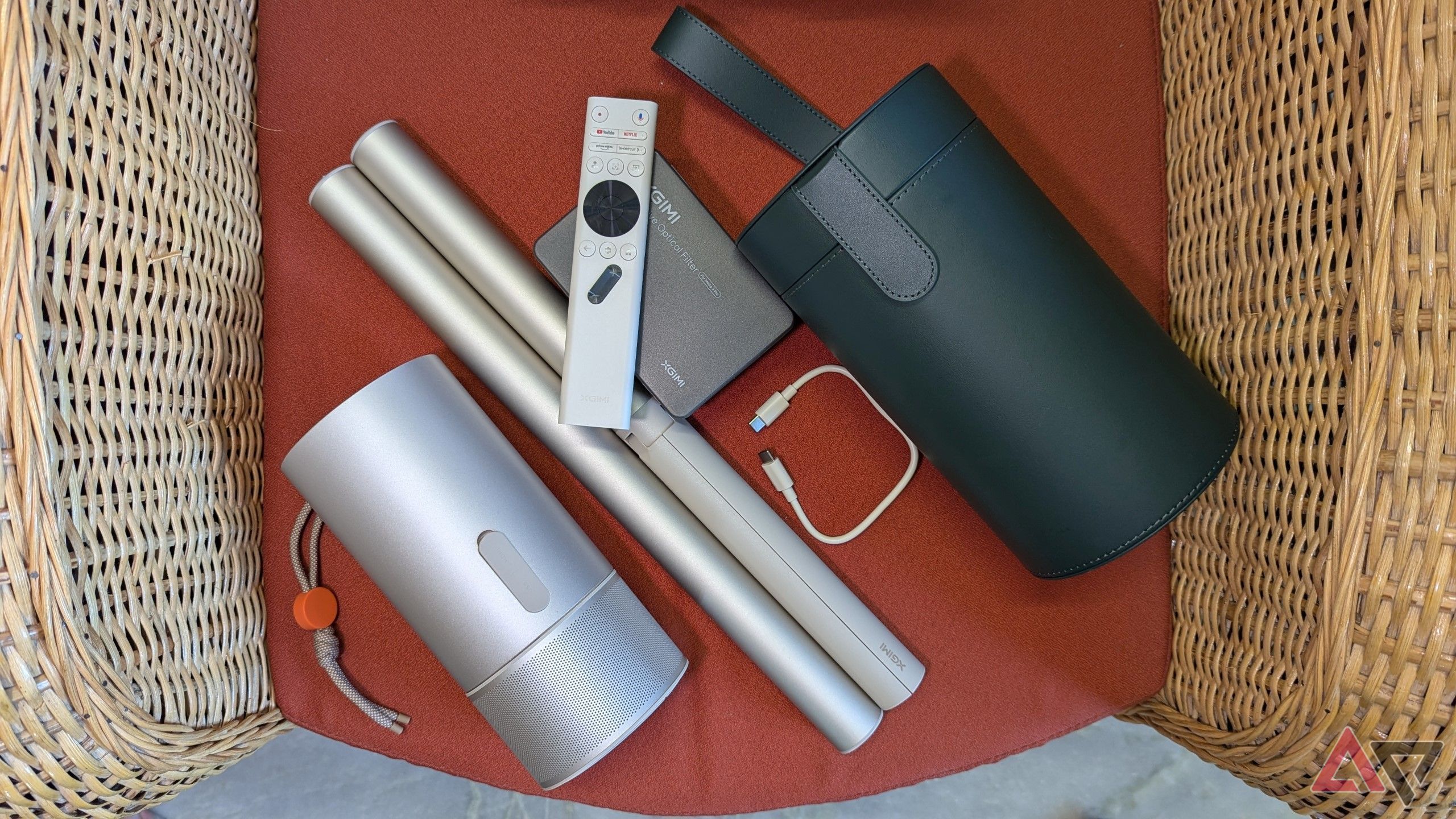 Xgimi MoGo 3 Pro review: A $500 projector that looks like a