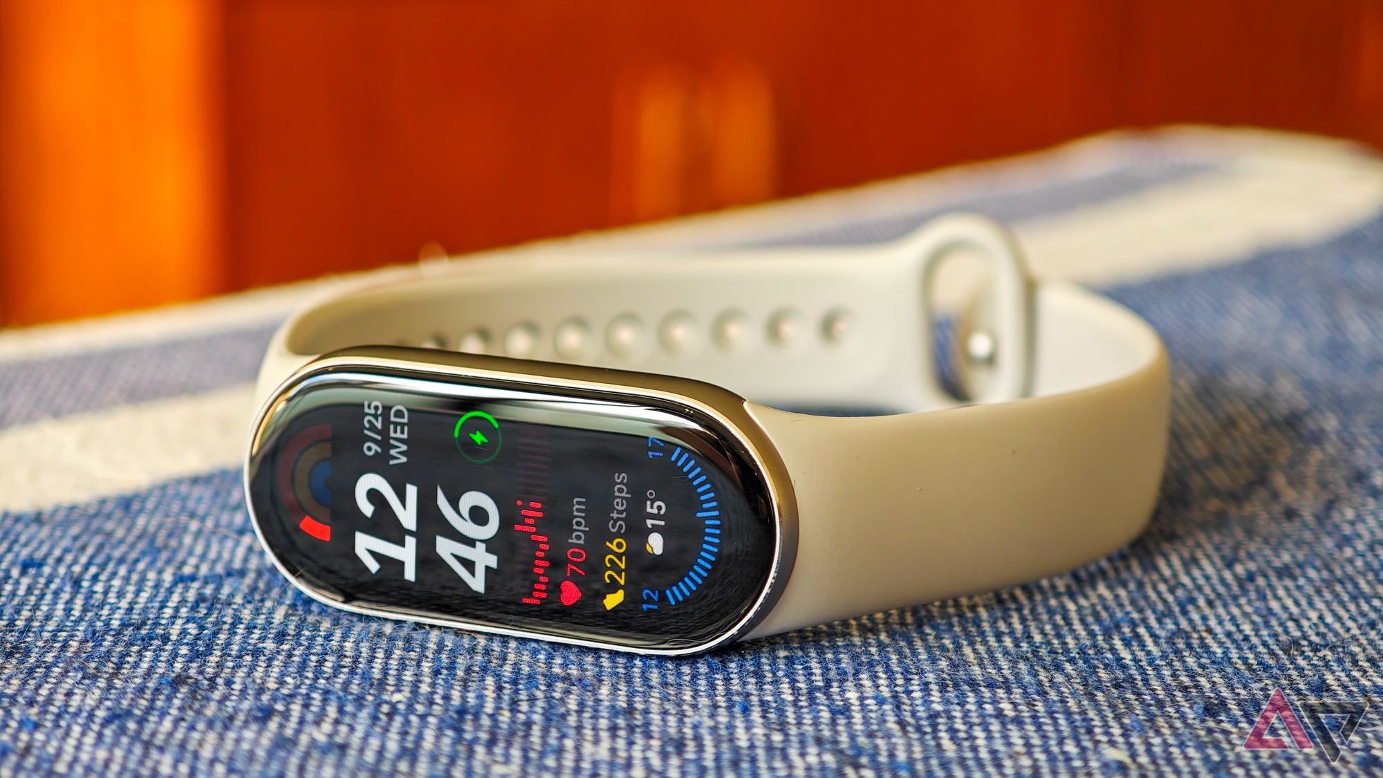 Android fitness band online