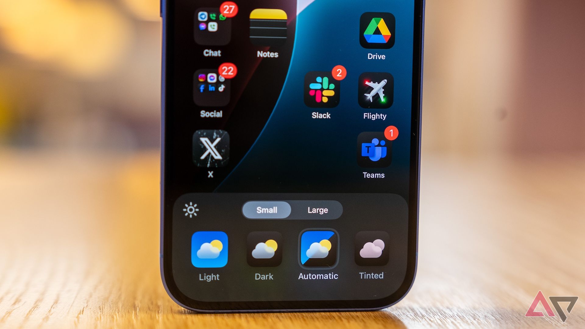 Apple iPhone 16 review: iOS 18 automatic icon tint