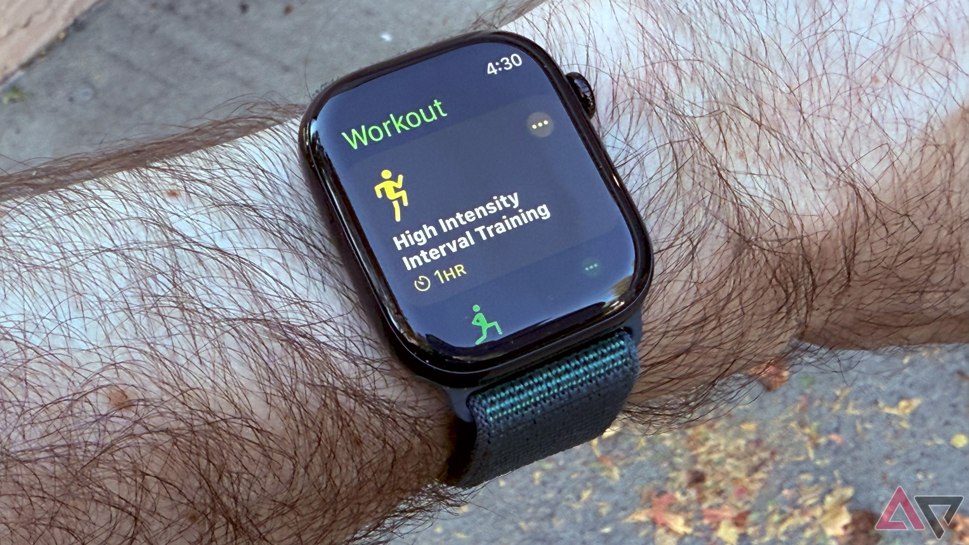 Launching a workout on the Apple Watch Series 10