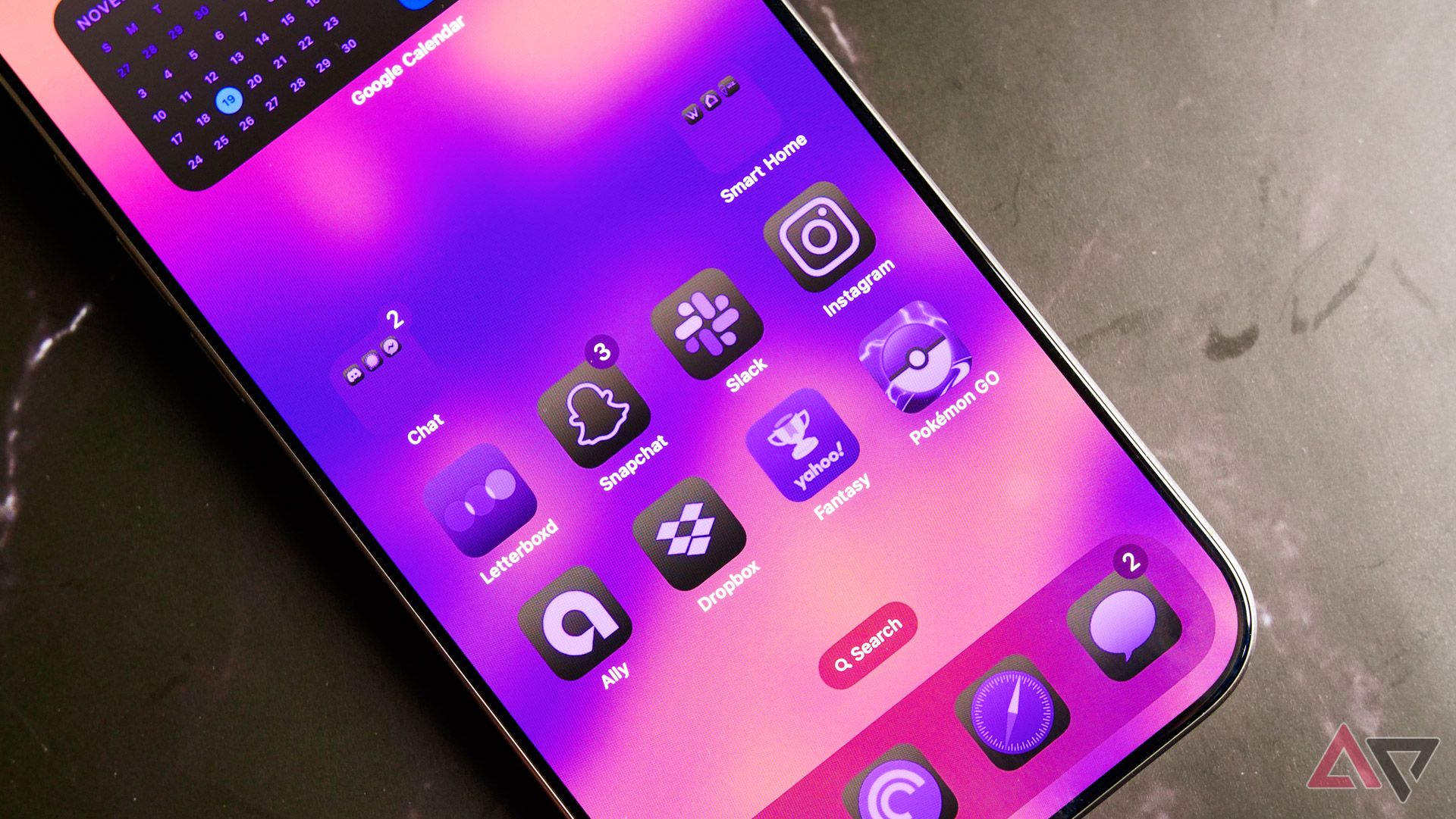 A shot of the iPhone 16 Pro Max's icons with a purple tint.