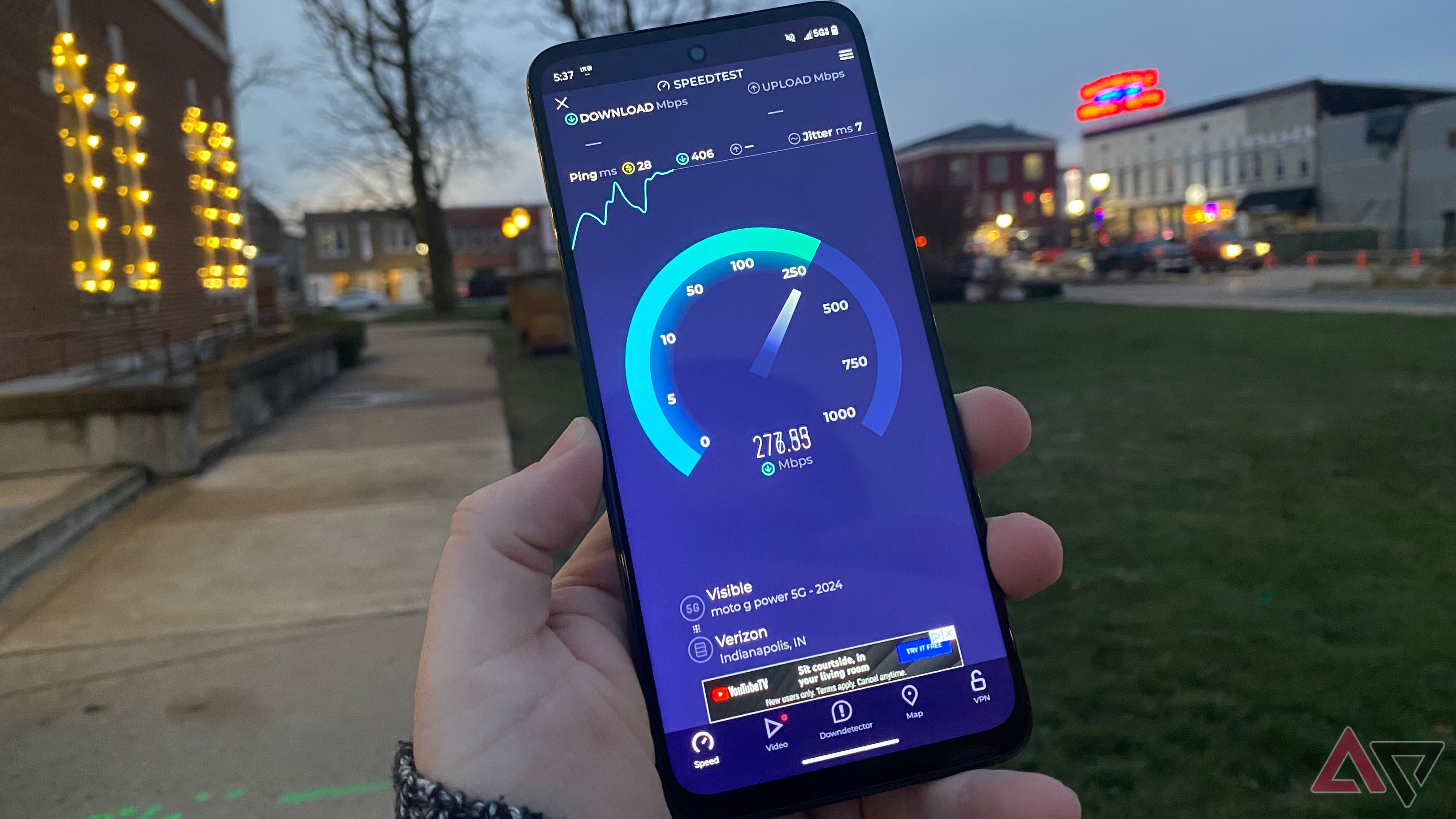 Visible speed test town square 5G UW