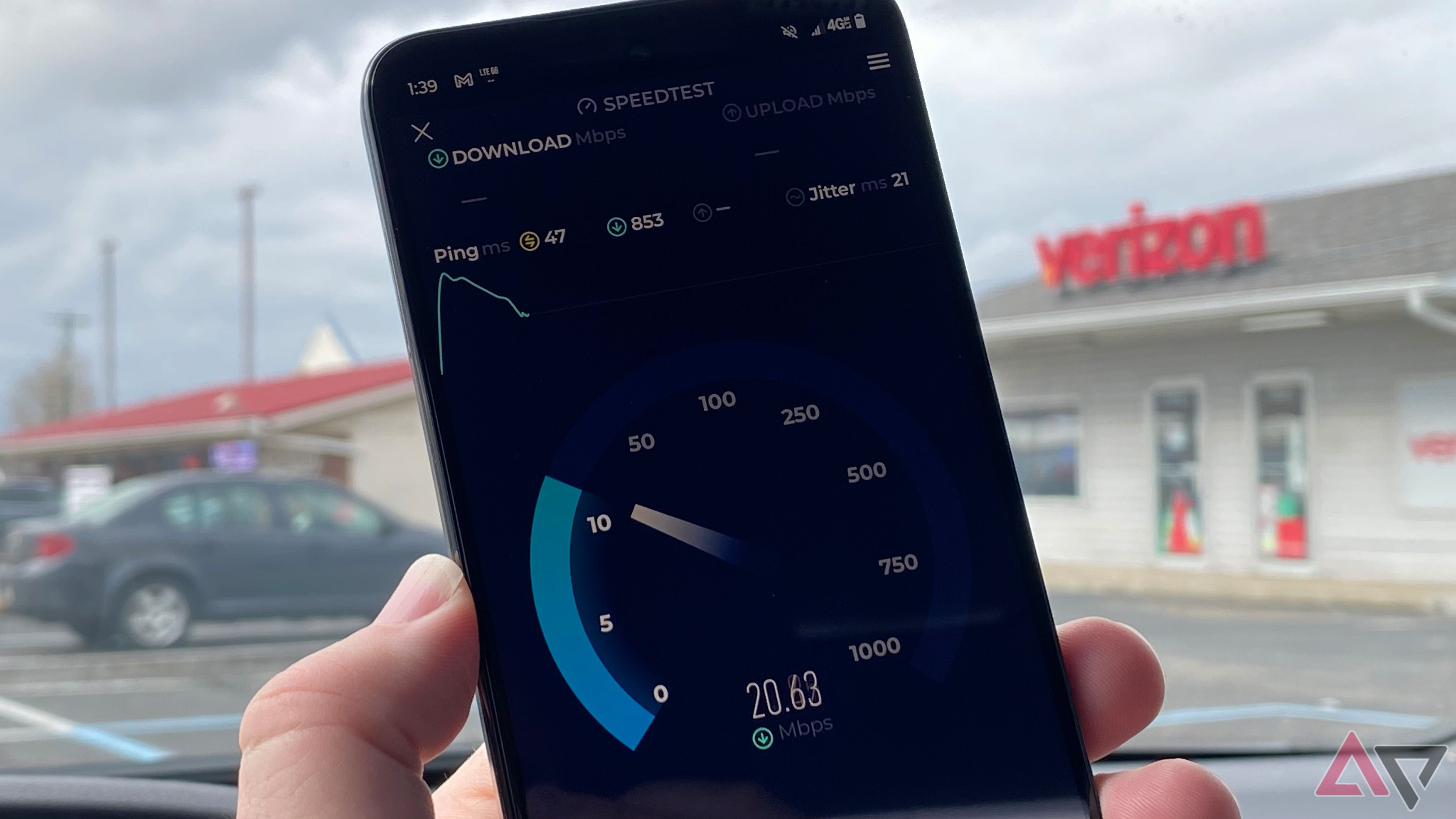 Visible speed test small town outside store 4G LTE